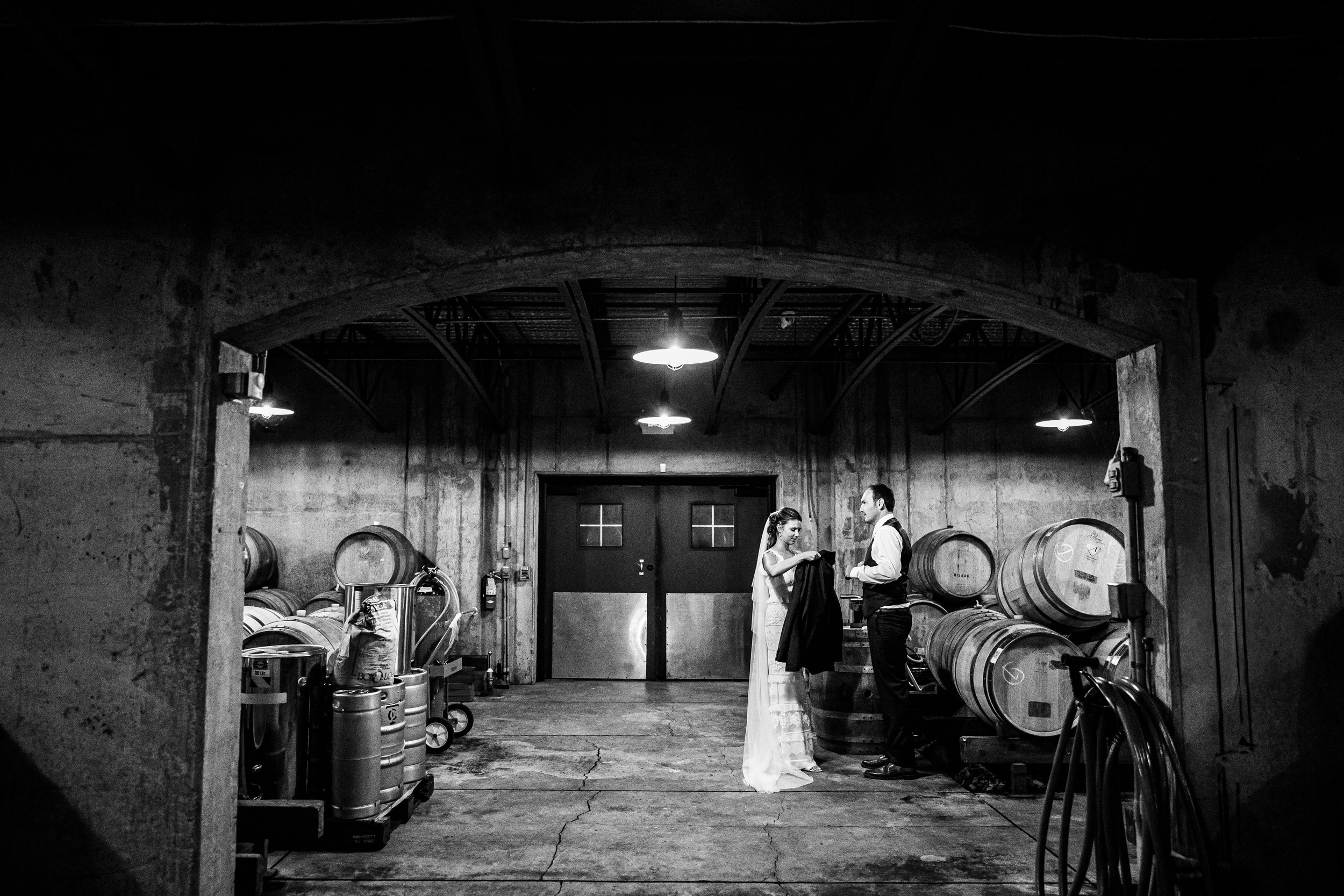 Zenith Vineyard Wedding Photos Oregon Wedding Photographer 101.jpg