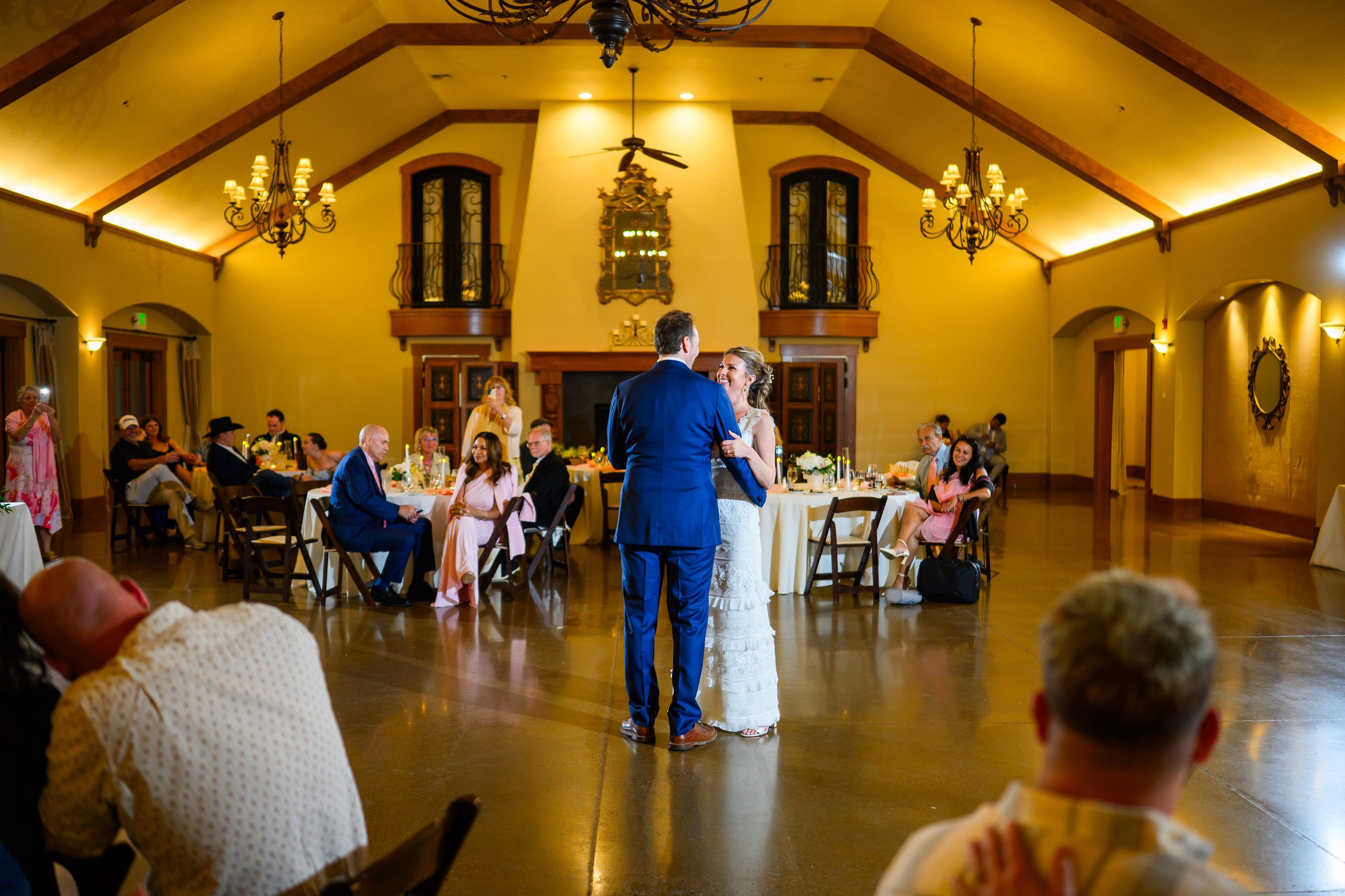 Zenith Vineyard Wedding Photos Oregon Wedding Photographer 121.jpg