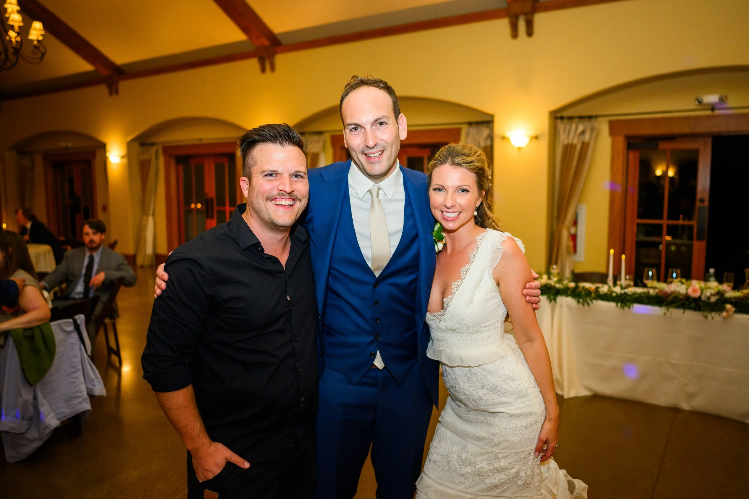 Zenith Vineyard Wedding Photos Oregon Wedding Photographer 145.jpg