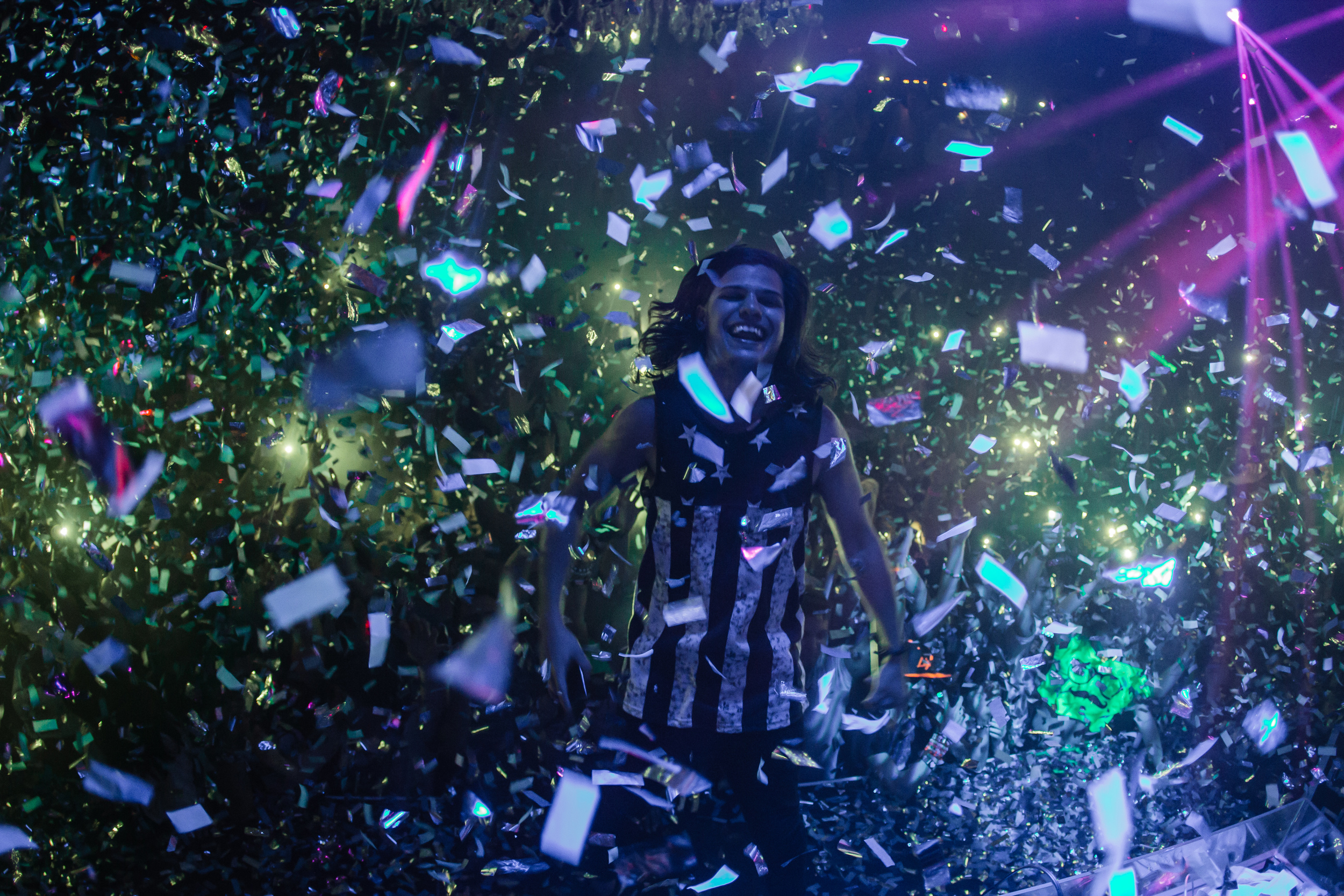 DVBBS (1 of 1).JPG