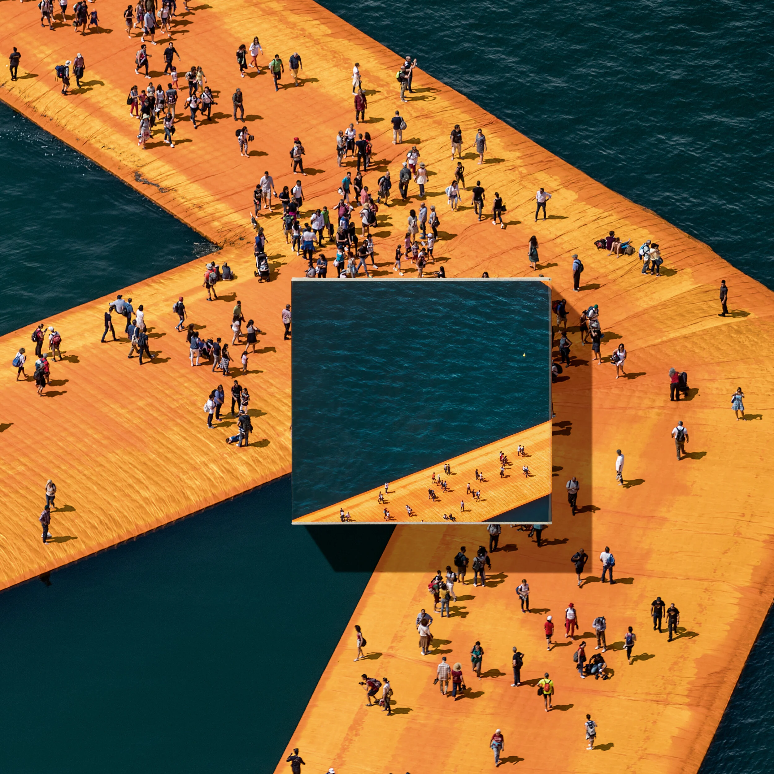 RGB_CHRISTO_FLOATING_PIERS_CE_IMAGE002_06916.jpg