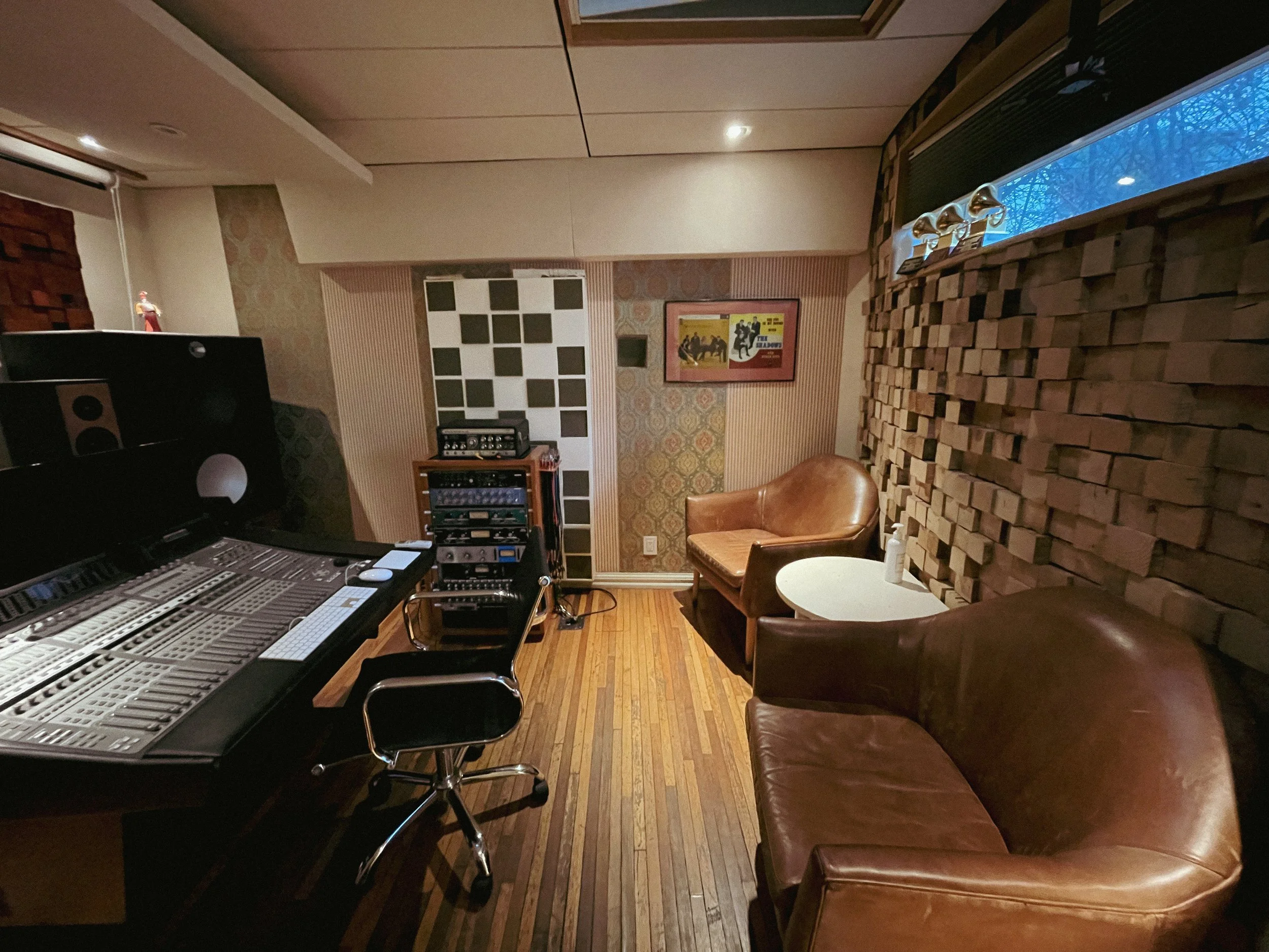 SMControl Room_7.jpg