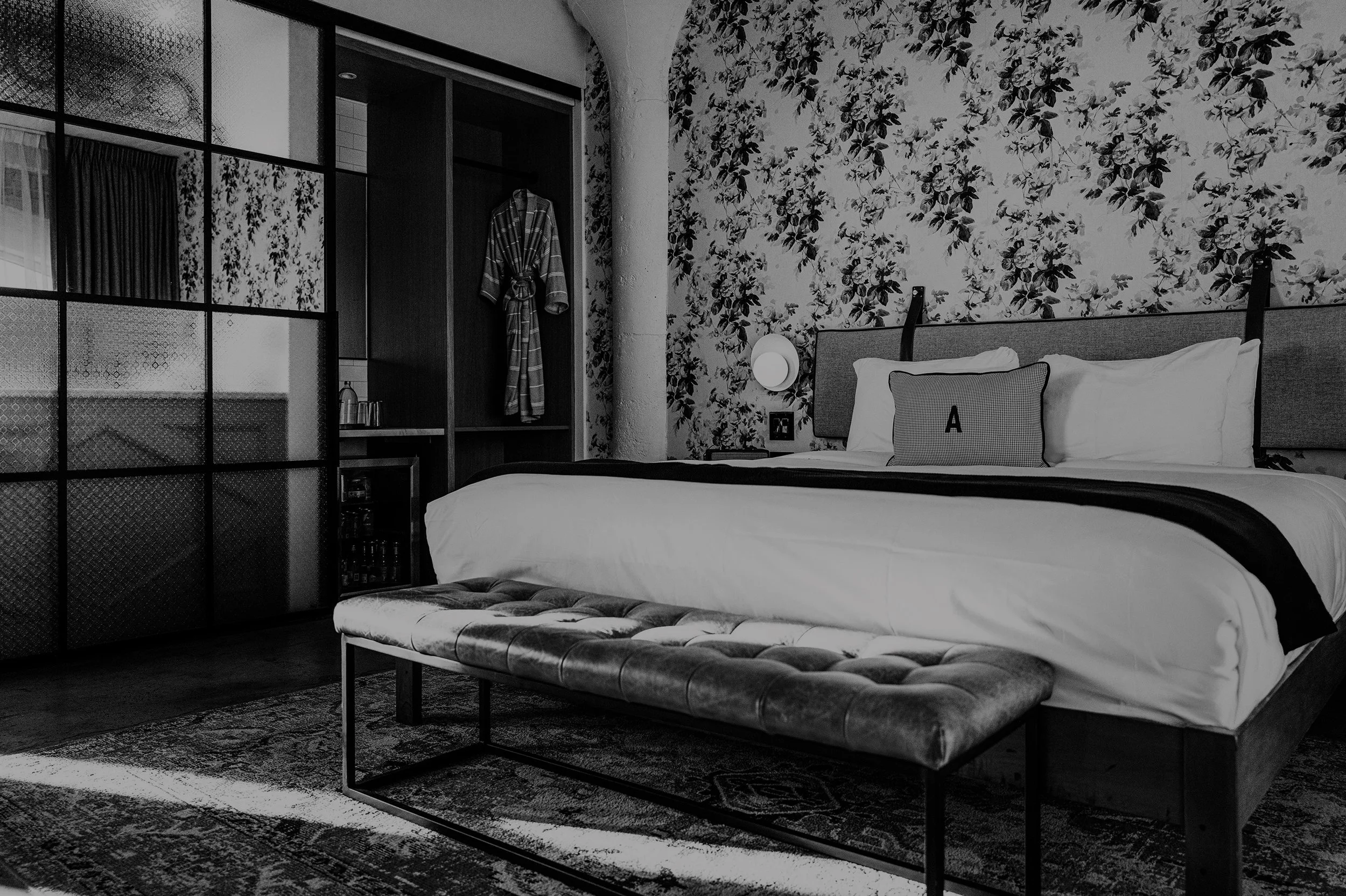 Memphis-Oct-2024-Day-01-L1240035 BW.jpeg