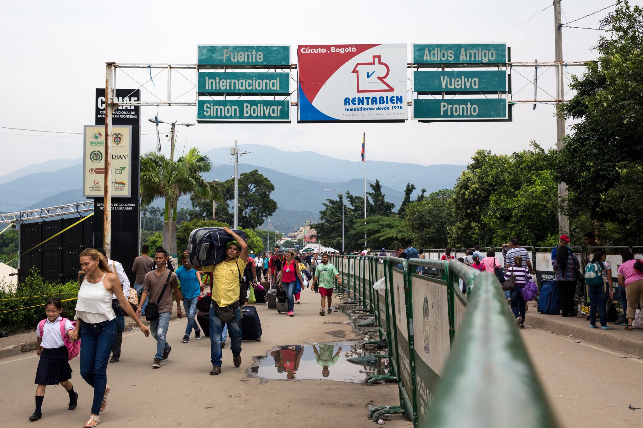 2018-04-04_Cucuta_Border_Crossing_Pu.Ying.Huang072.jpg