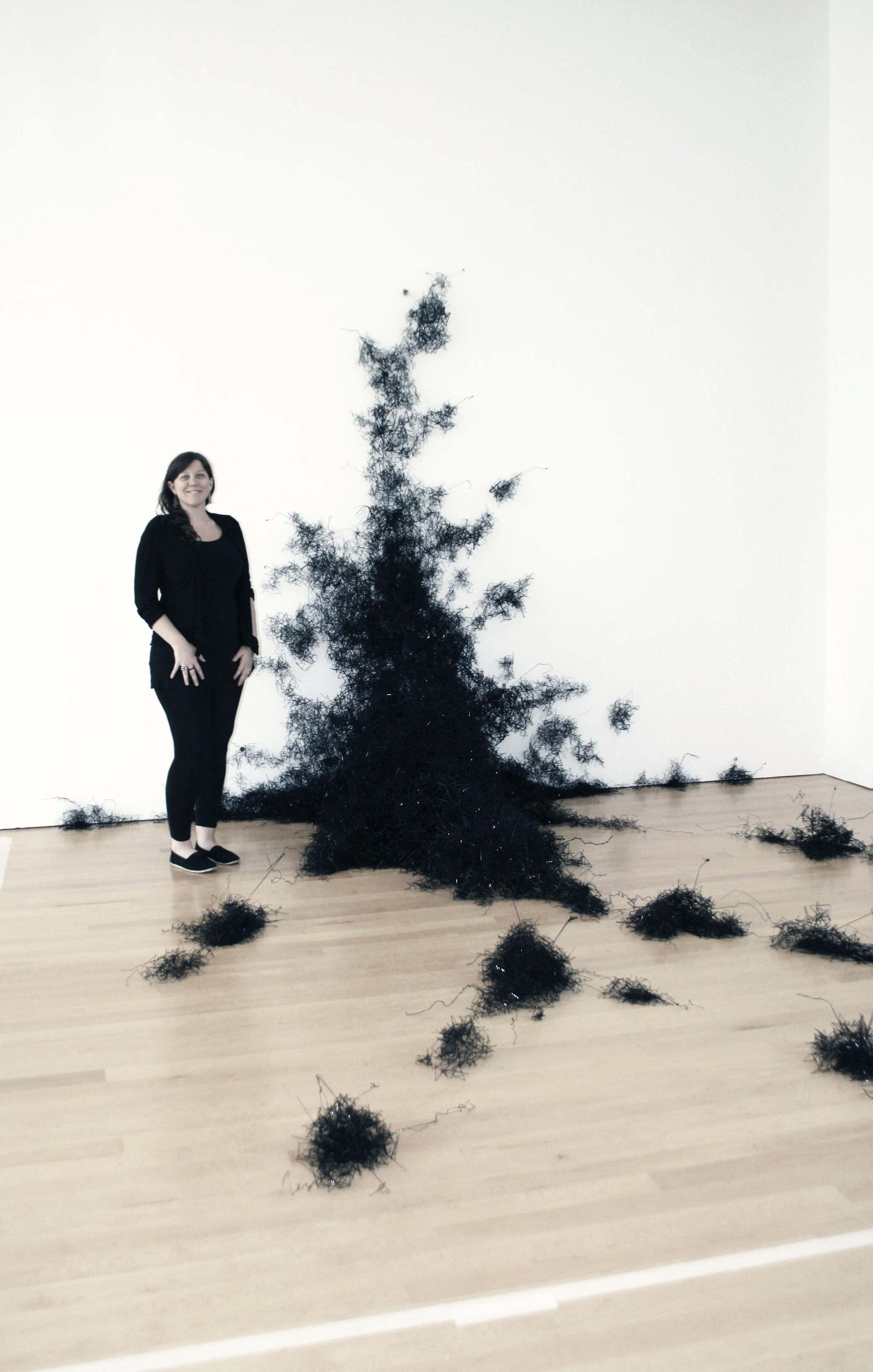 "Static", black glass thread
