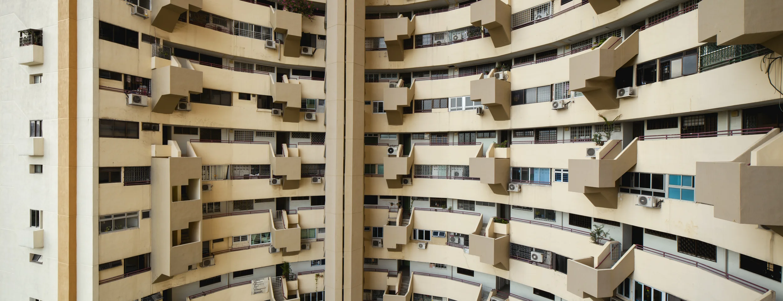 Pearl Bank Apartment