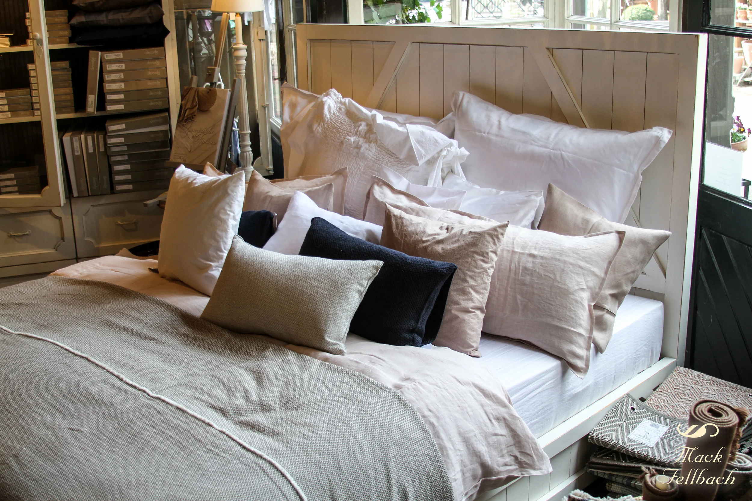 Sale Ausstellungsstucke Mack Fellbach