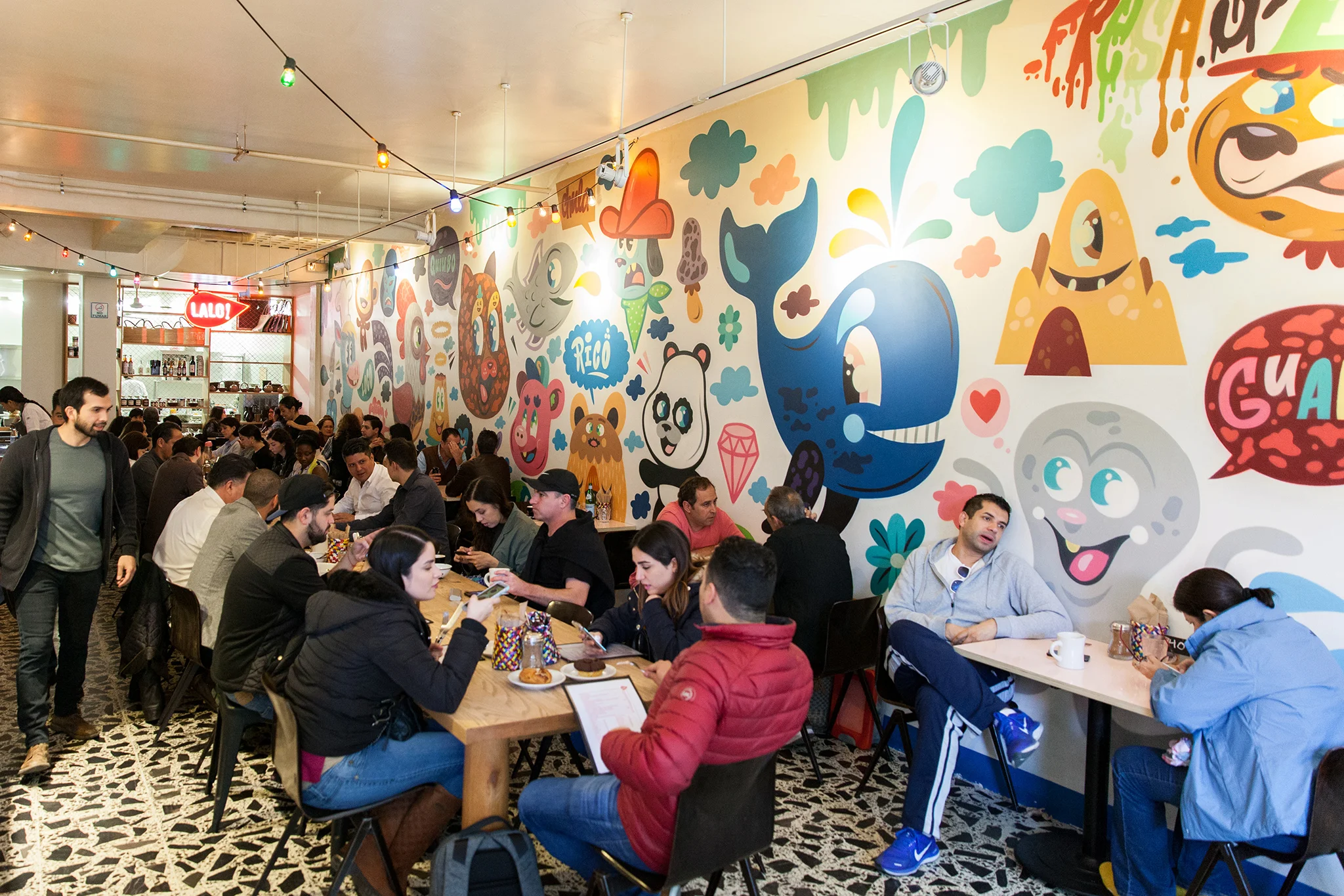 Breakfast crowd at Cafe Lalo