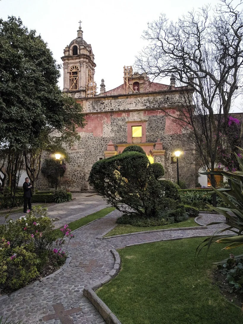 Beautiful church in Plaza San Jacinto