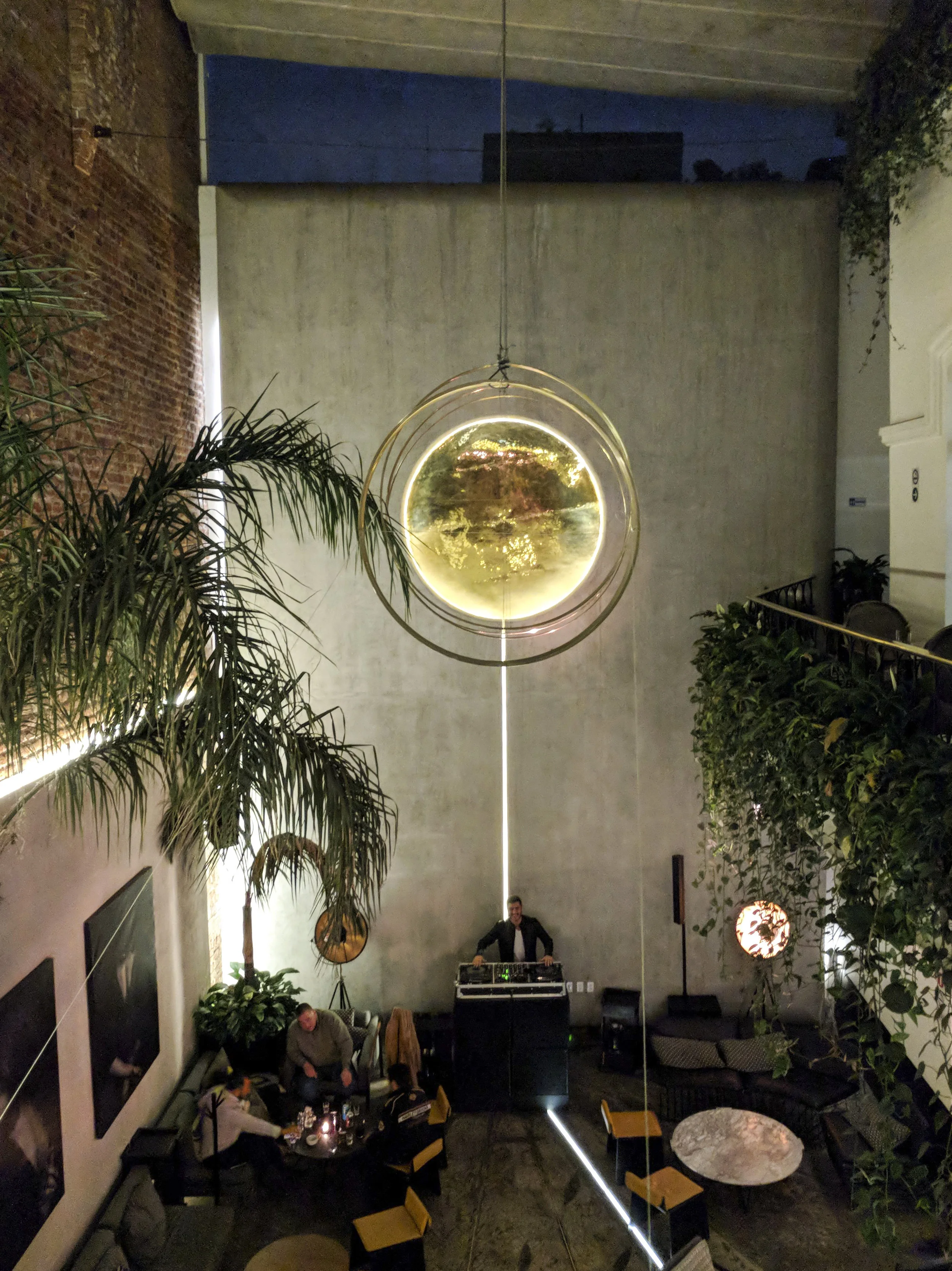 Gorgeous lounge inside Lázaro