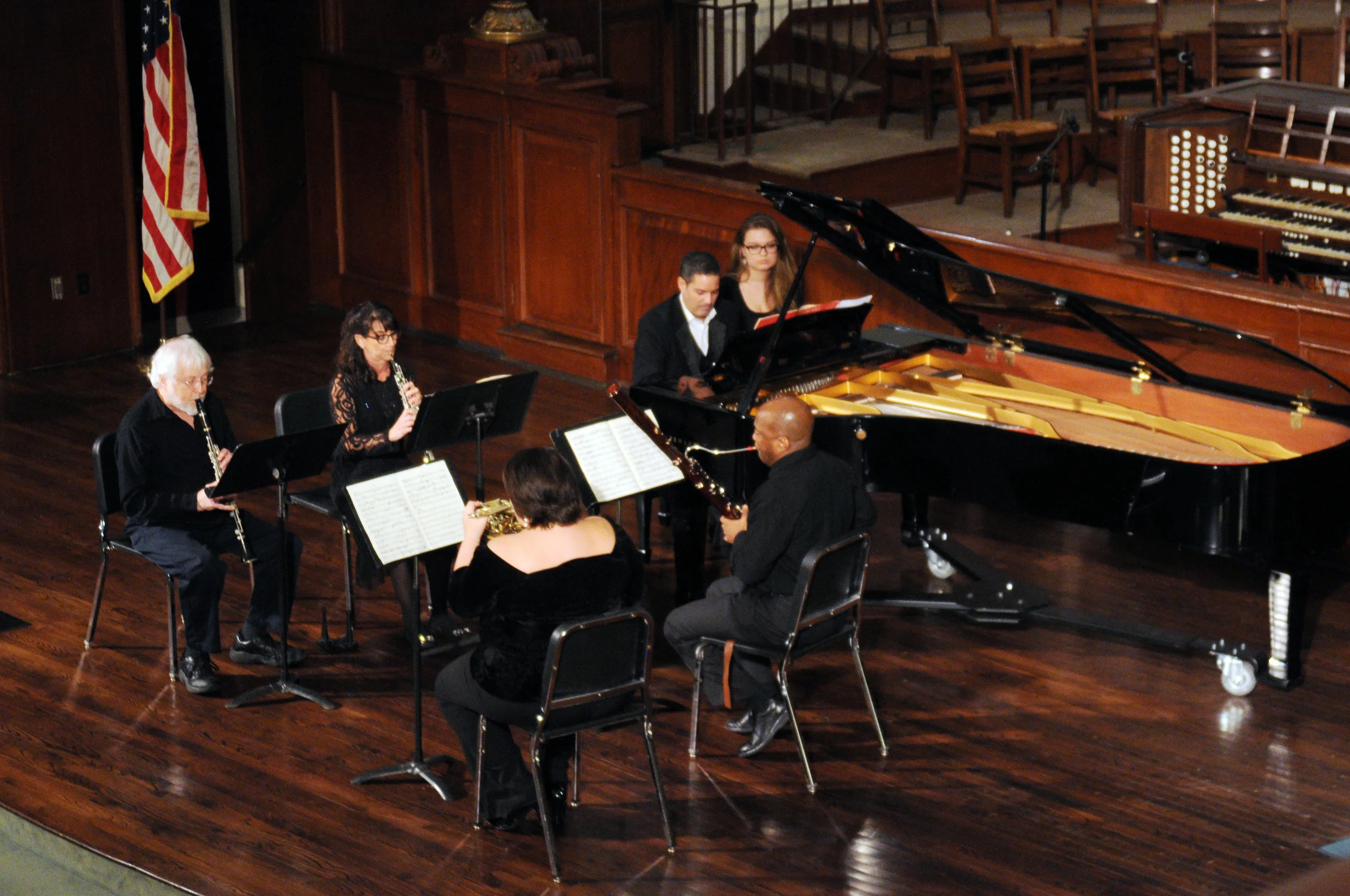 Milton Laufer playing Mozart with friends