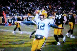 aaron-rodgers-victory-belt.gif