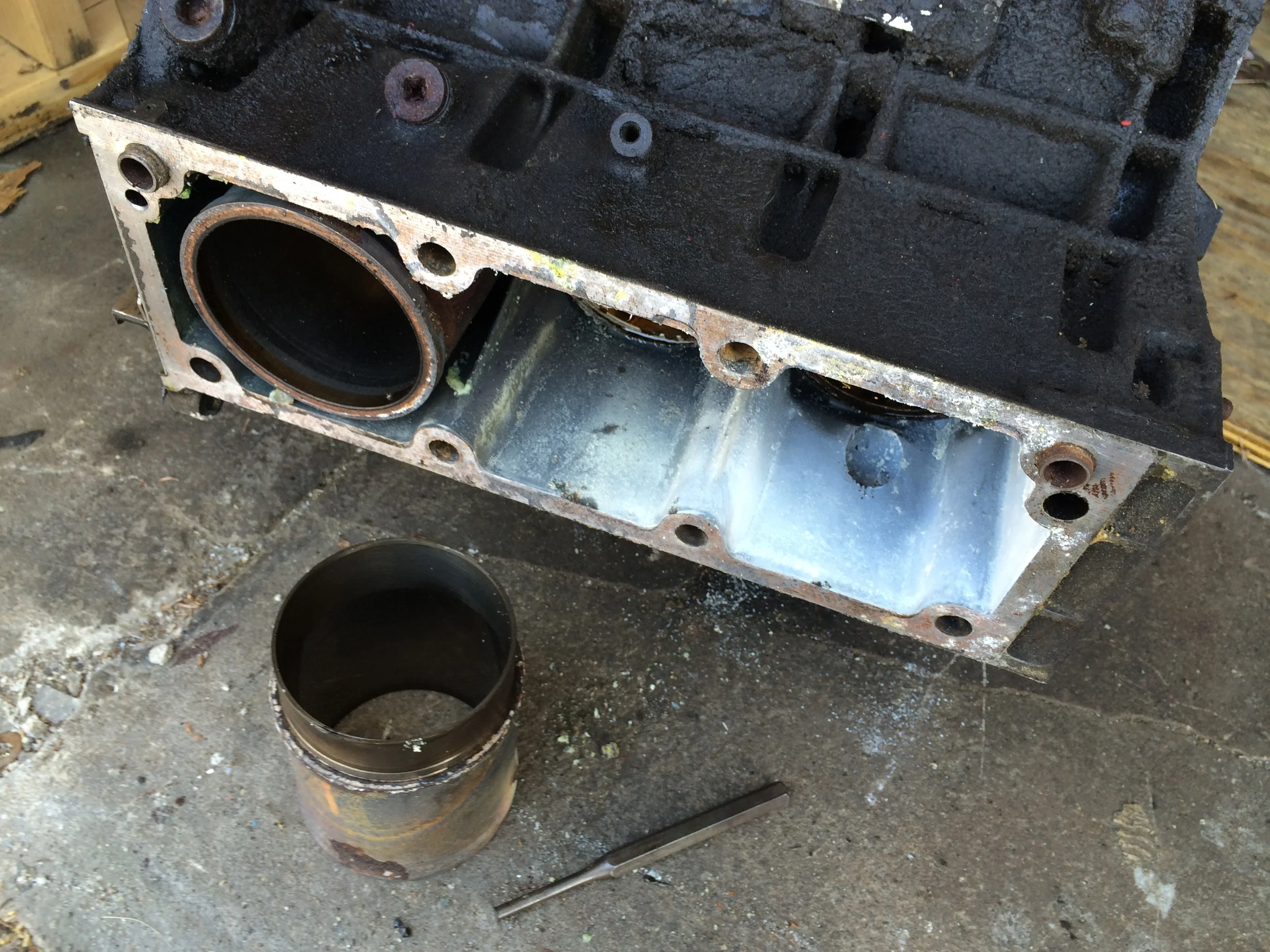 The liner fully removed.