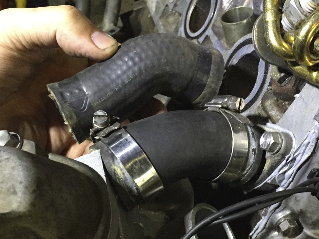 The old 2.8L hoses are (back) are longer than the 3.0L hoses (installed), making them more difficult to install.