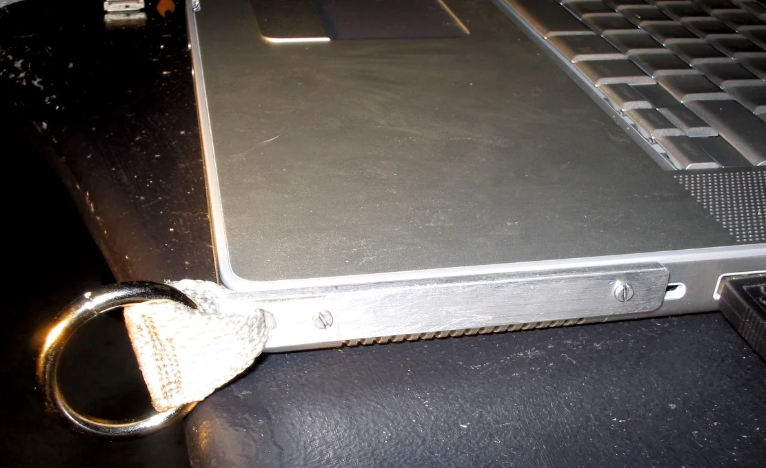 Ti Strap