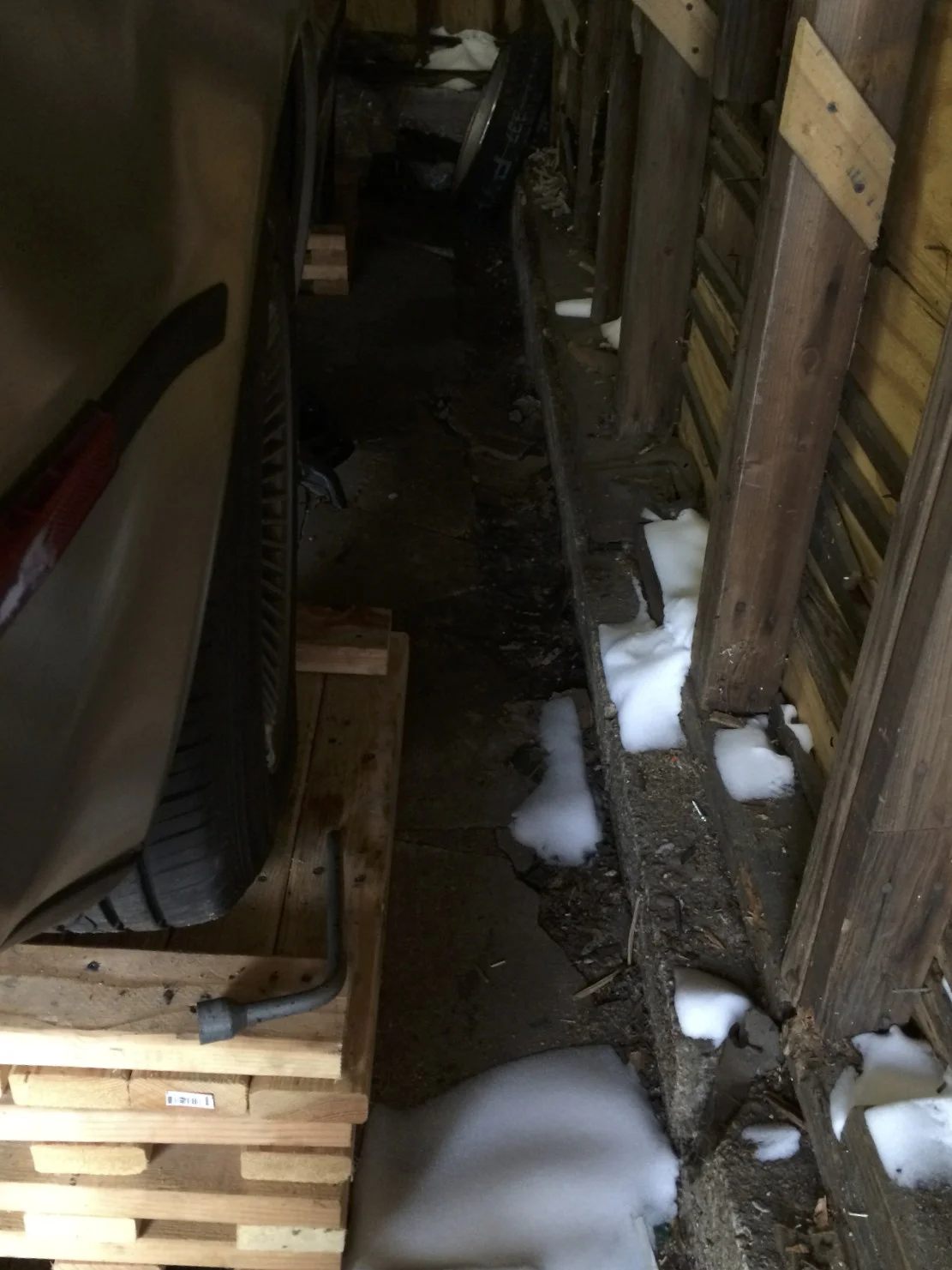 Not exactly sealed -- that's snow on the ground, blown in through cracks in the wall during a storm.