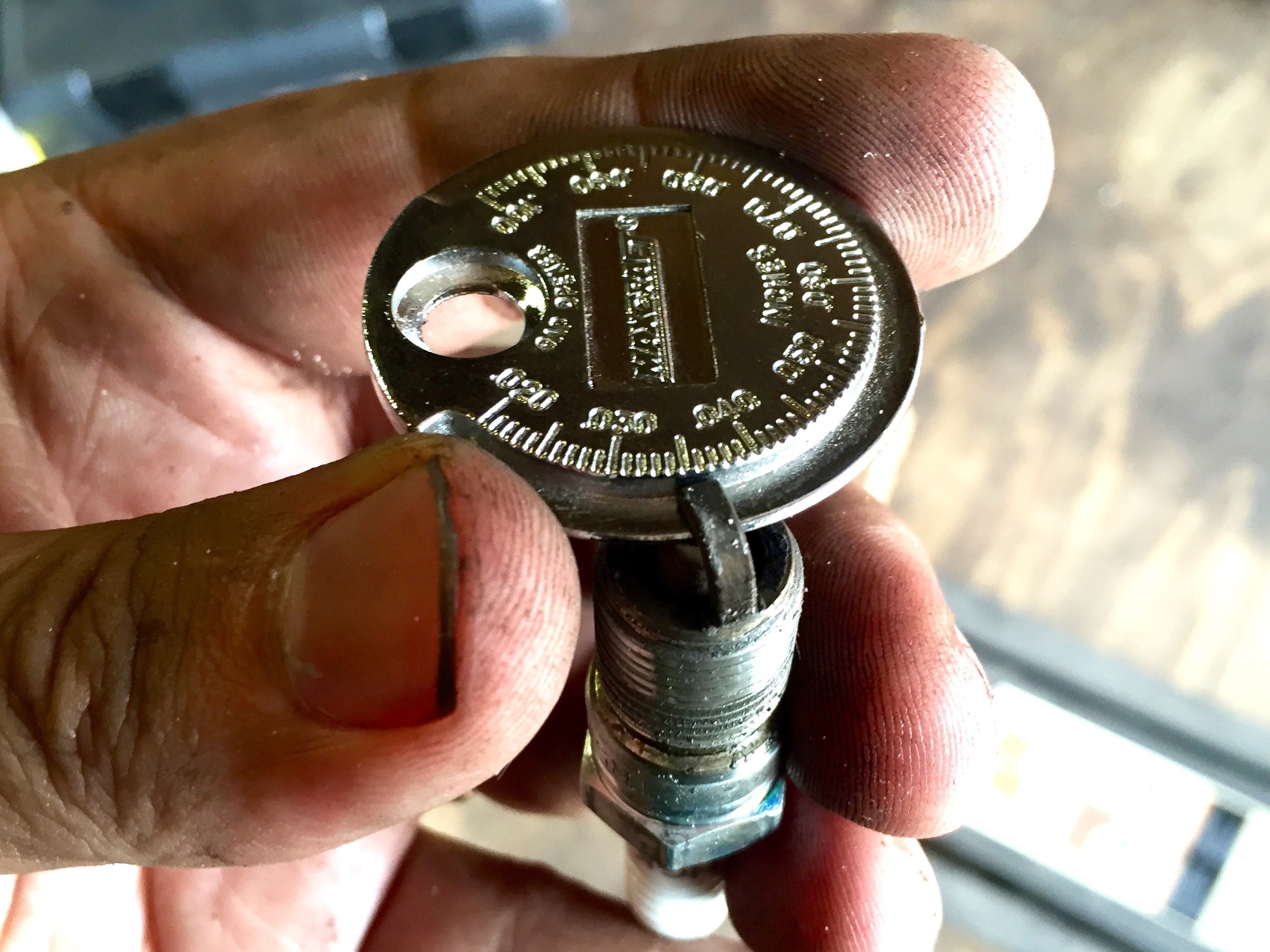 Gapping an old spark plug to 0.035".