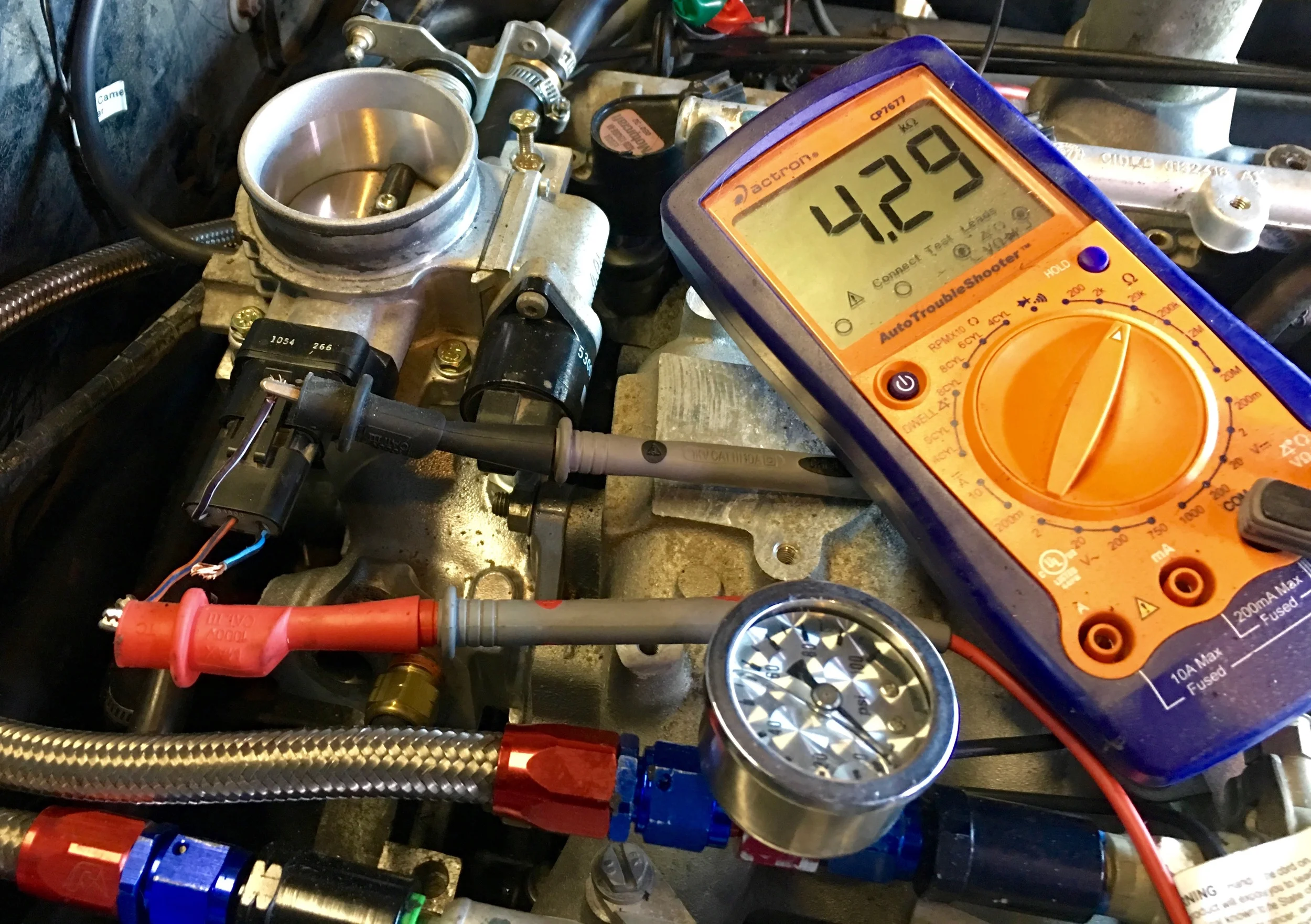 Testing which wire is which on the TPS with a multimeter.
