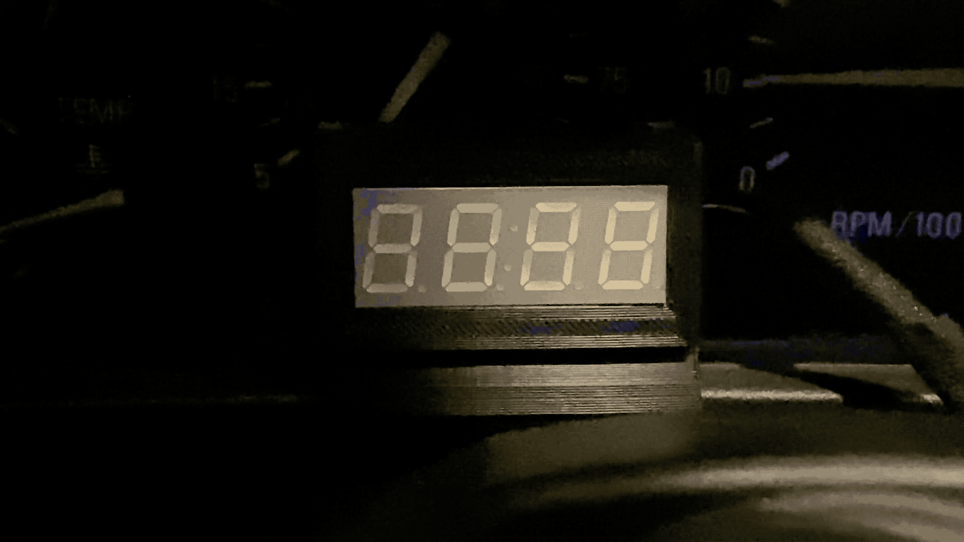 The startup animation for the display. Quick and simple, but it’s nice to see when you turn the car on.