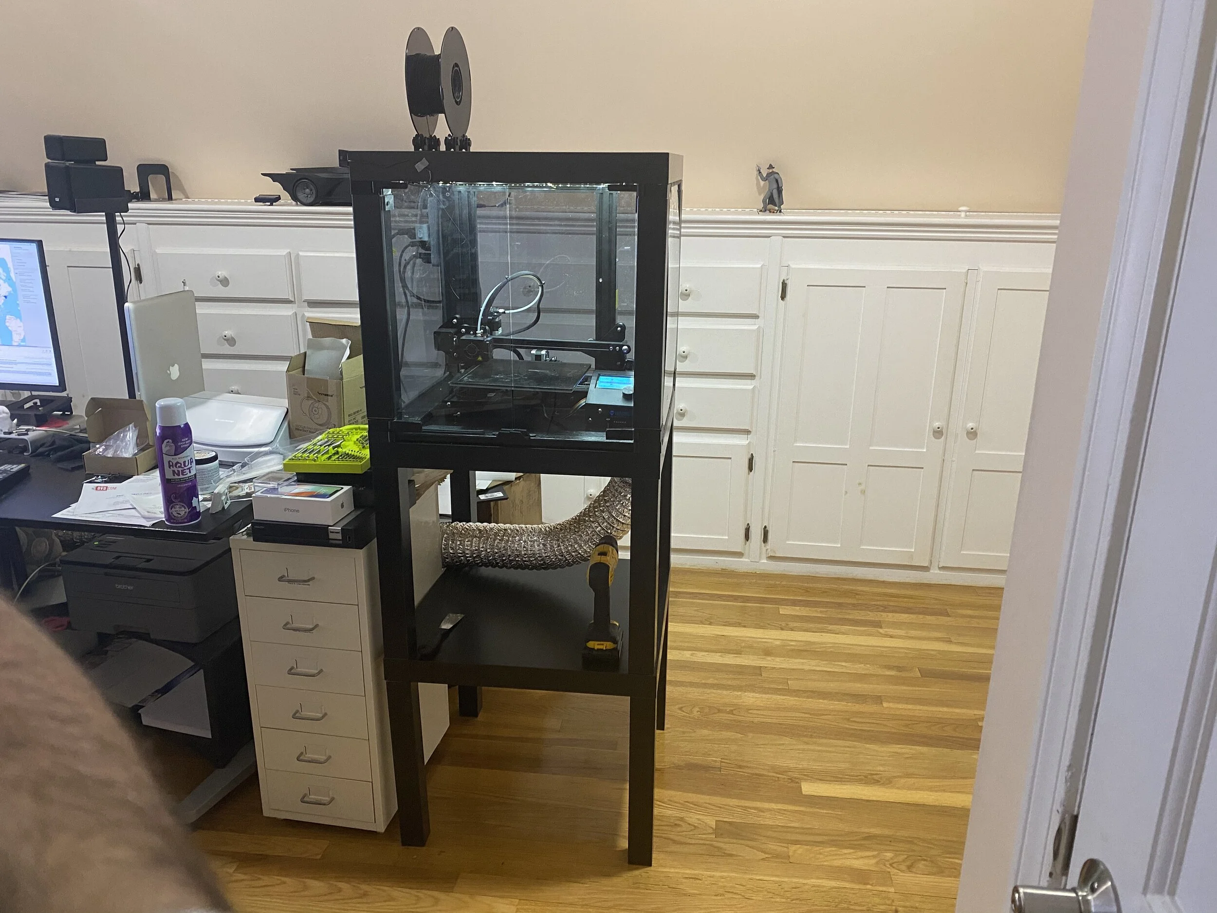 Building an IKEA Lack Enclosure for the Ender 3 Pro
