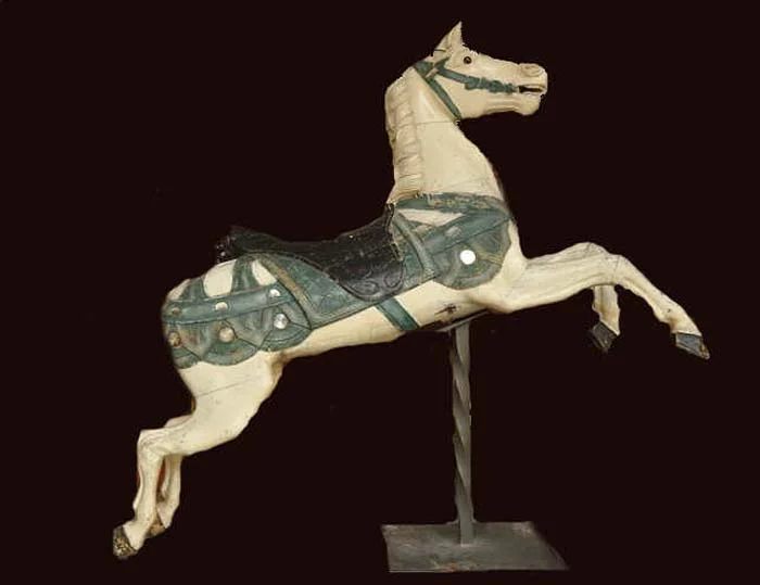 4.Heyn-1890-horse-juvenilehalldesign.com-blog.jpg