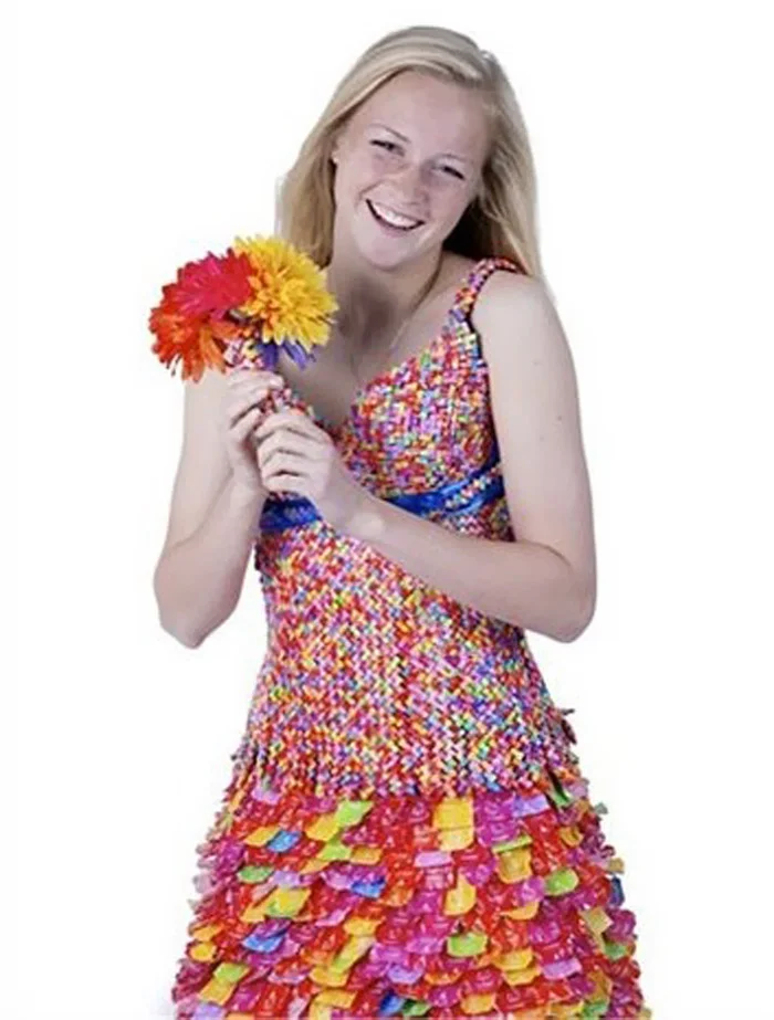 8.candy-dress-juvenilehaldesign.com-blog.jpg