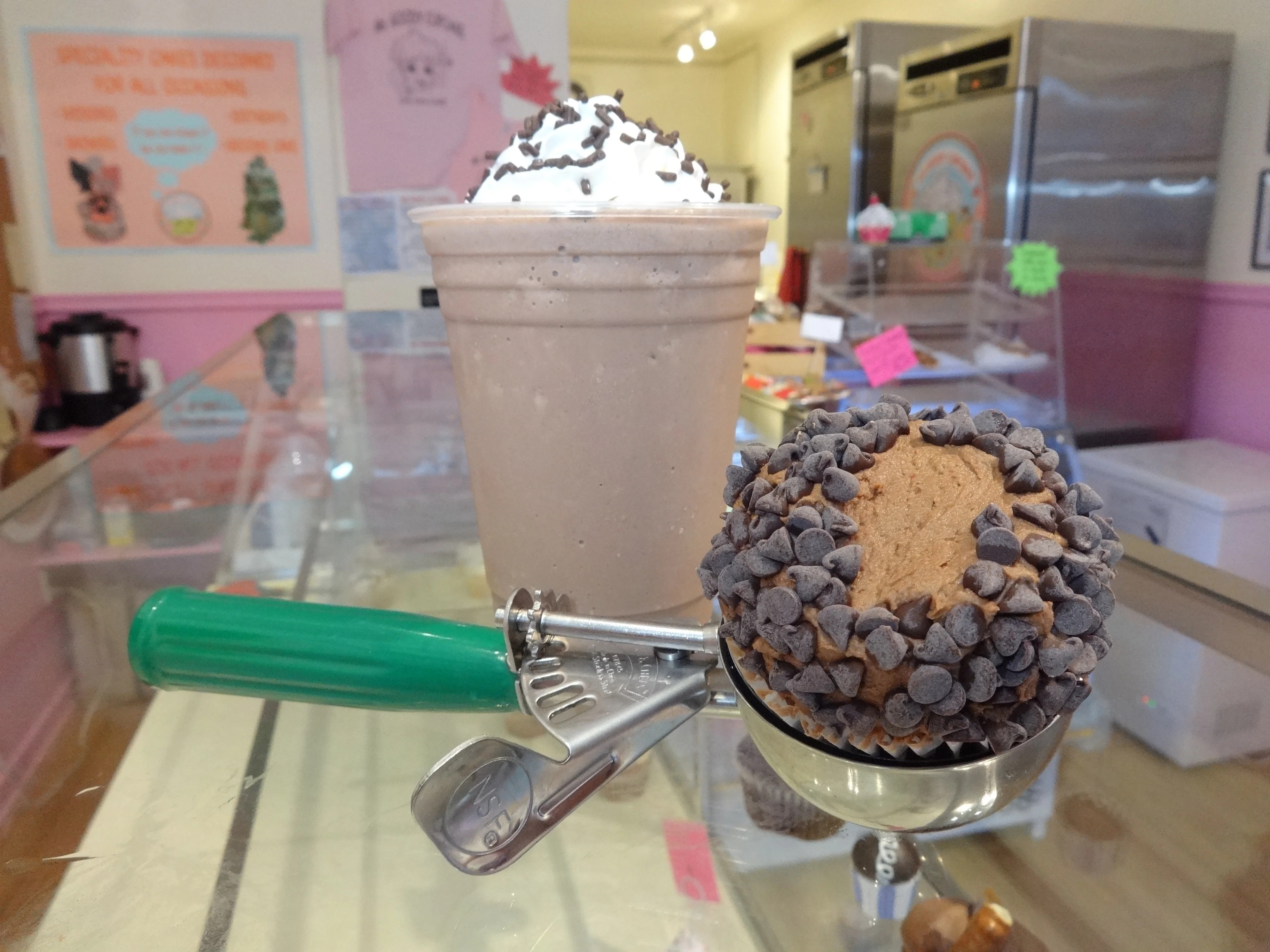 Ms Goody Cupcake Celebrates Anniversary with Boozy Cupcakes, Happy Hour and Summer Treats