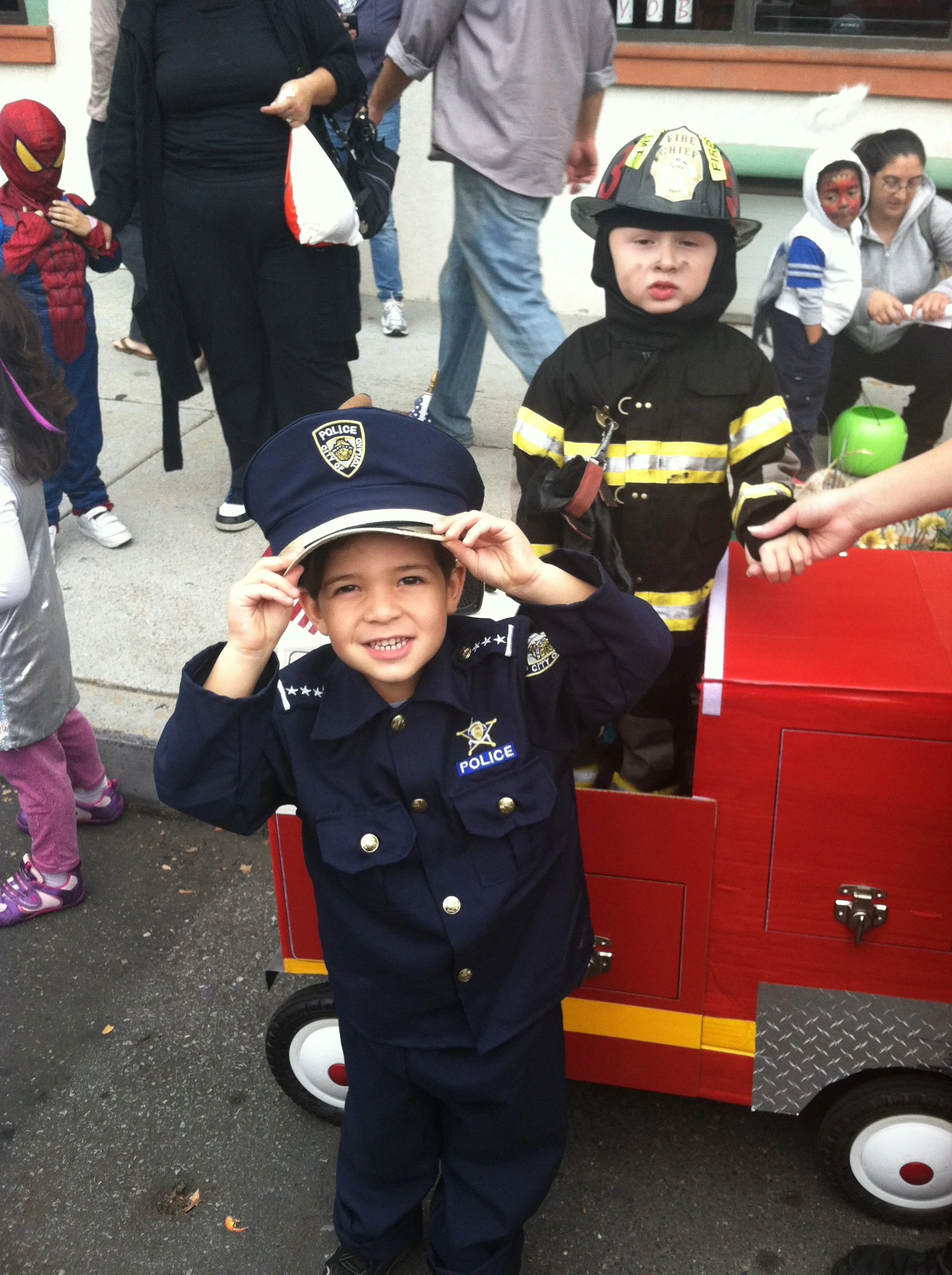 East Passyunk Scares Up Halloween Fun During Fall Fest and Spooky Saturday