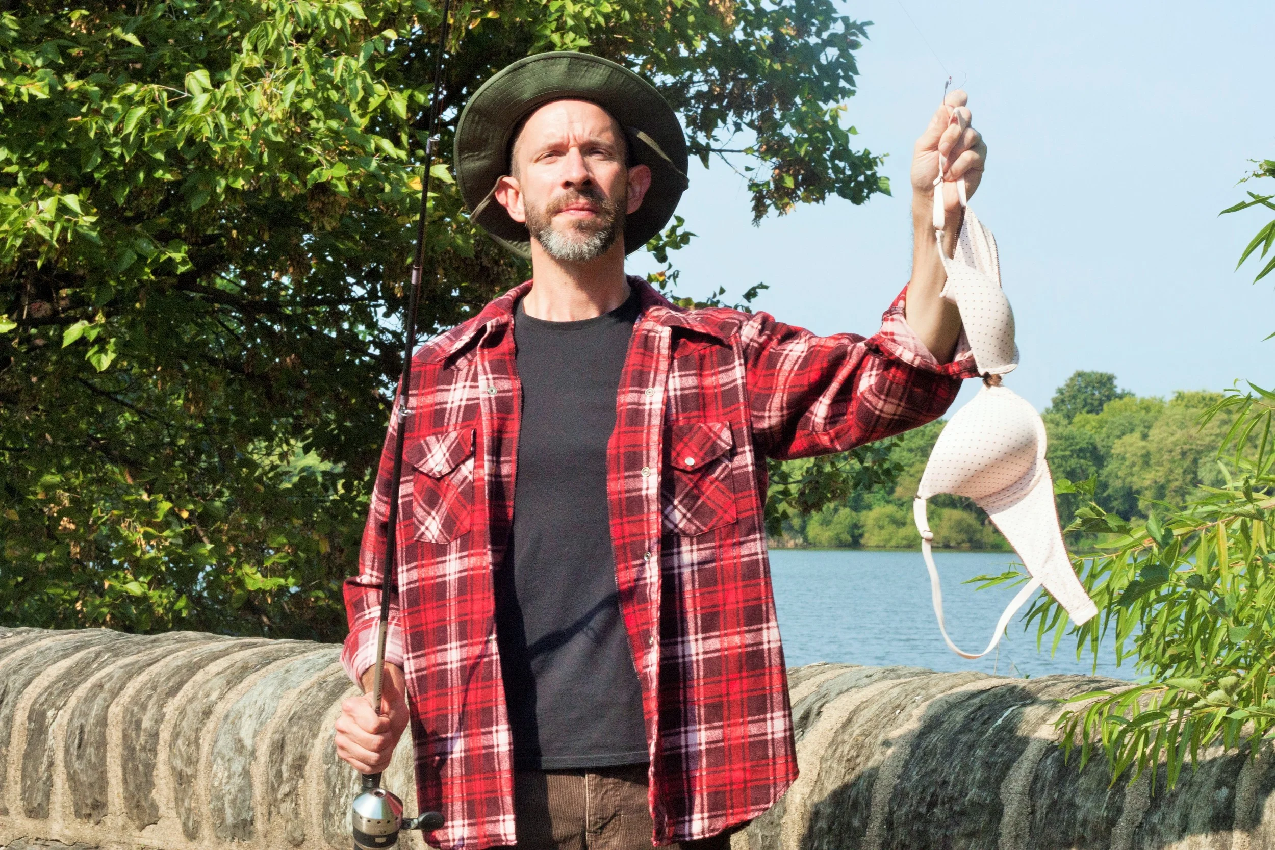 Inis Nua Theatre Company Presents American Premiere of Hooked! by Gillian Grattan at Fergie's Pub