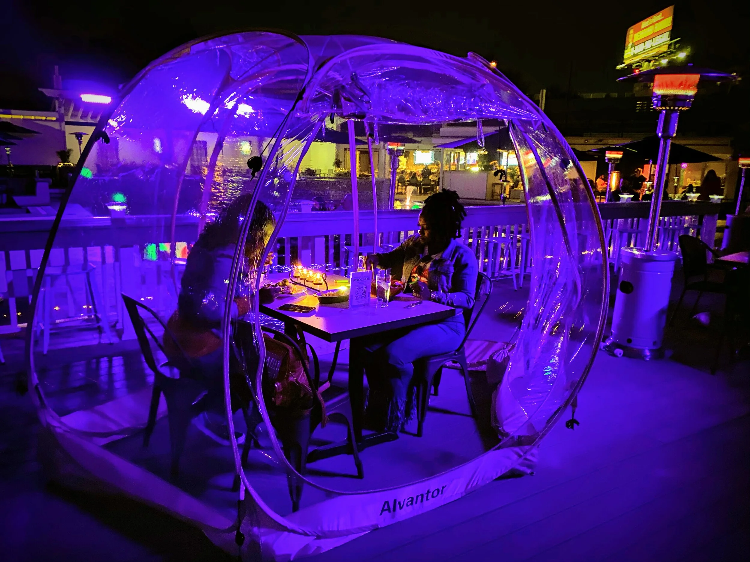 Philadelphia Restaurants Get Creative During Sweater Weather with Igloos, Greenhouses, Blankets and Shape-Shifting Beer Gardens