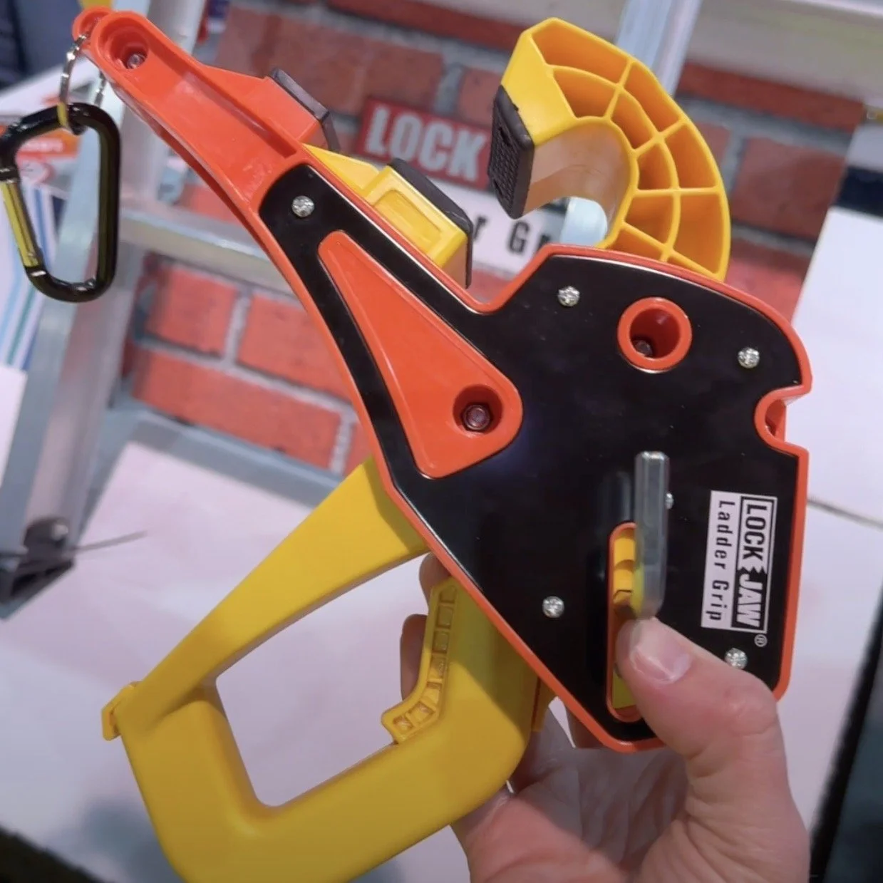 Ladder Safety Clamp