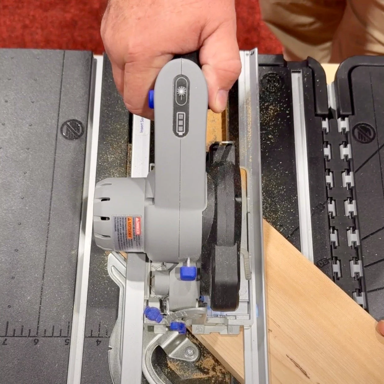 Dremel Portable Saw 