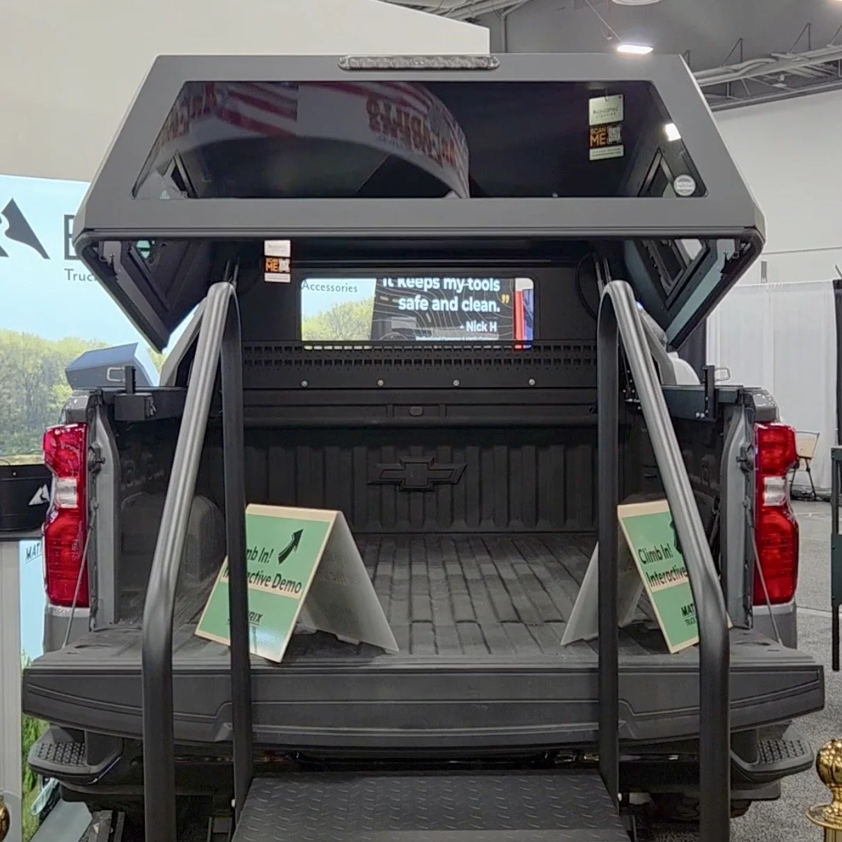 Hydraulic Truck Bed Canopy 