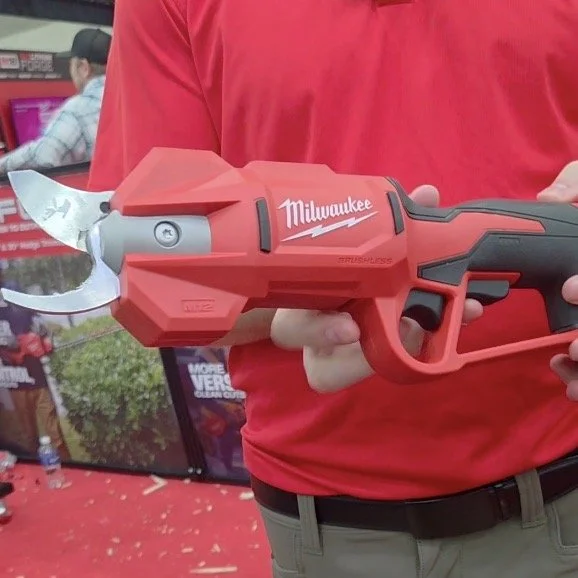 Milwaukee Pruning Shears 