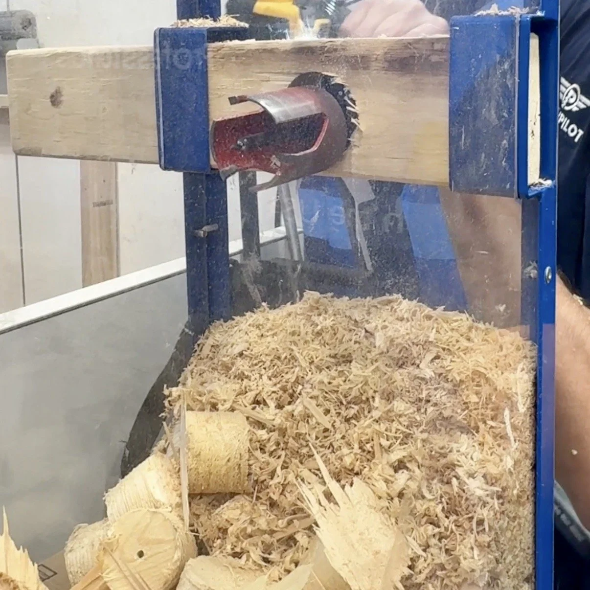 Spring Loaded Hole Saw 