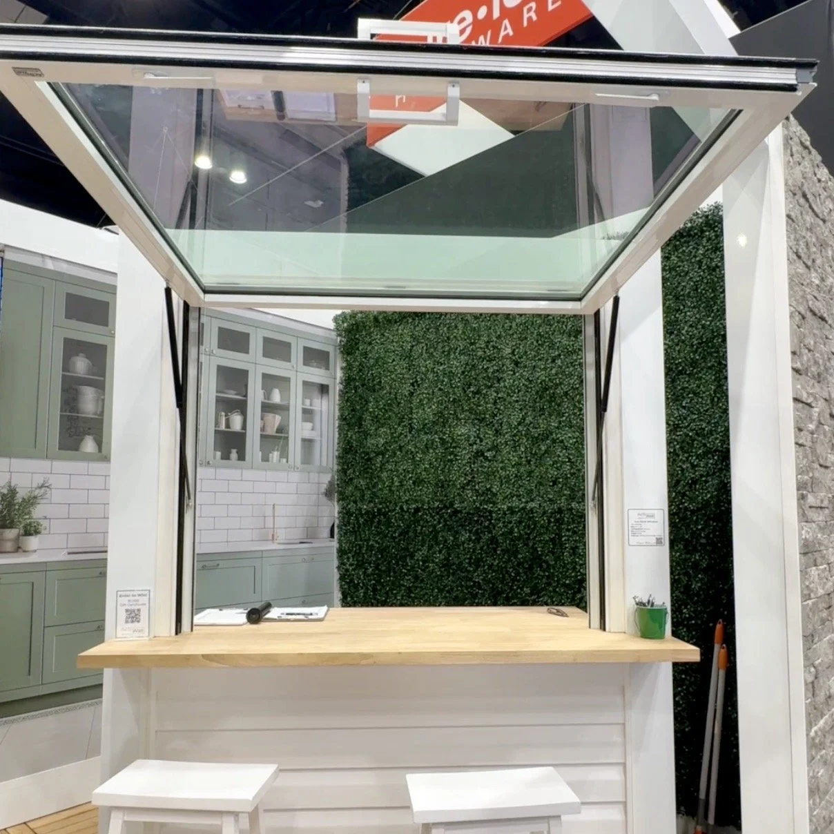 Gas Strut Window Opening 