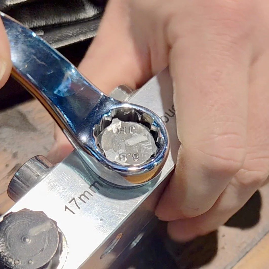 Everbolt Wrench