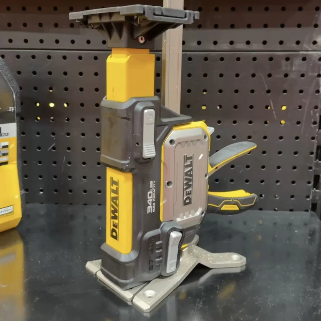 Dewalt Jack 