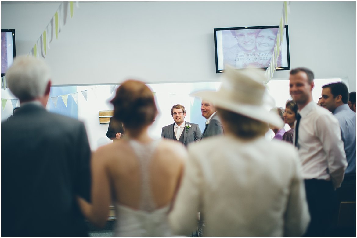 wedding-photographer-northern-ireland-oxford-milletsfarm_0039.jpg