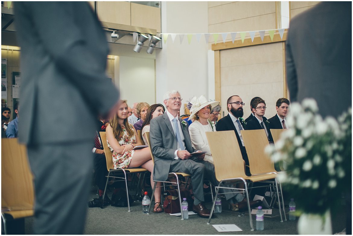 wedding-photographer-northern-ireland-oxford-milletsfarm_0047.jpg