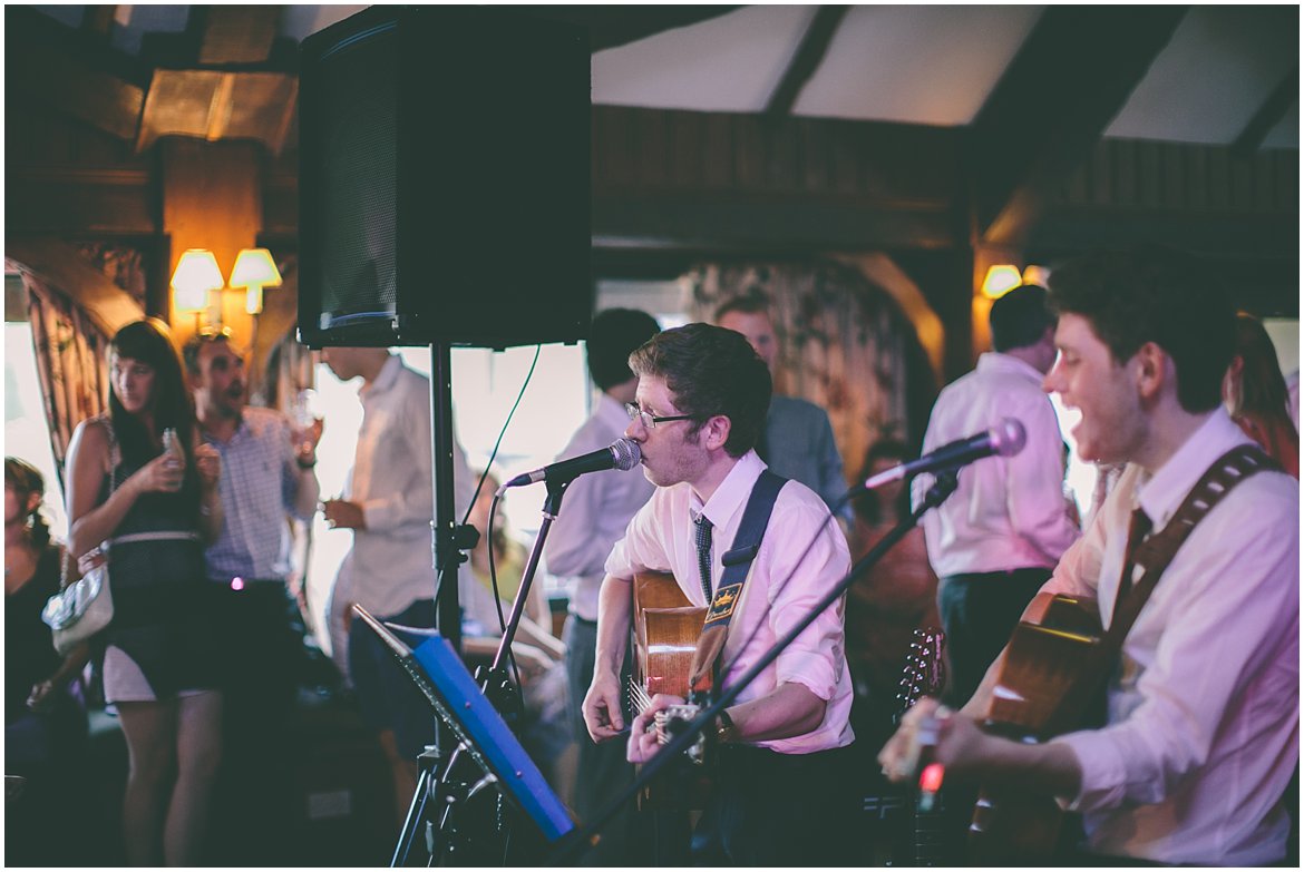 wedding-photographer-northern-ireland-oxford-milletsfarm_0147.jpg