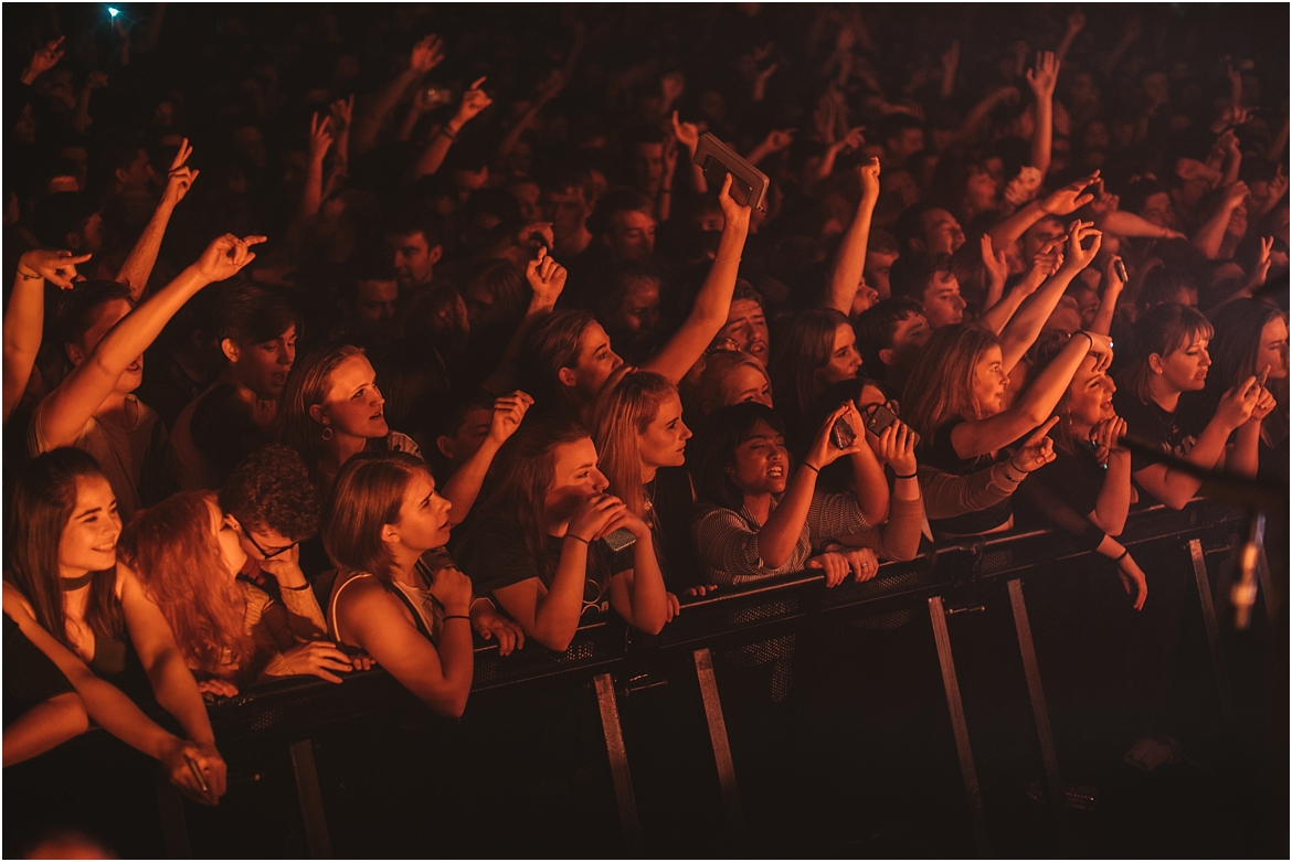 twodoorcinemaclub-a face in the crowd_0034.jpg