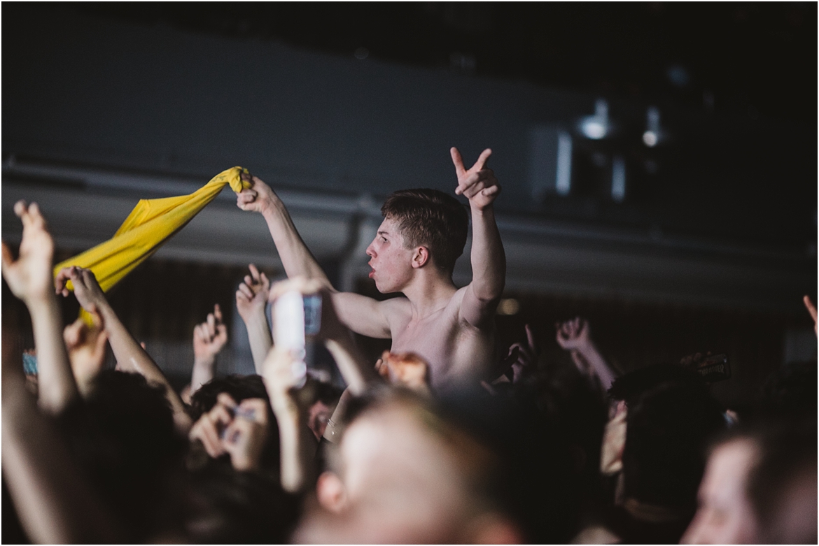 twodoorcinemaclub-a face in the crowd_0059.jpg