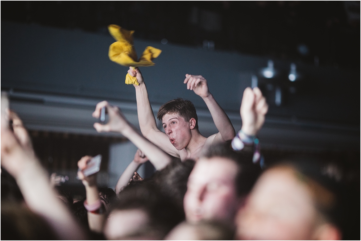 twodoorcinemaclub-a face in the crowd_0061.jpg