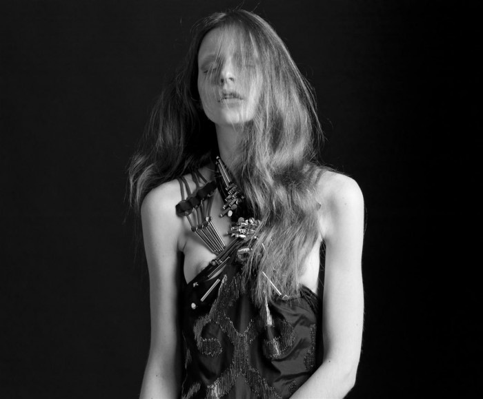Irma_Weij-by_Klaas_Jan_Kliphuis-I_Love_Fake-08-fashionography.jpeg