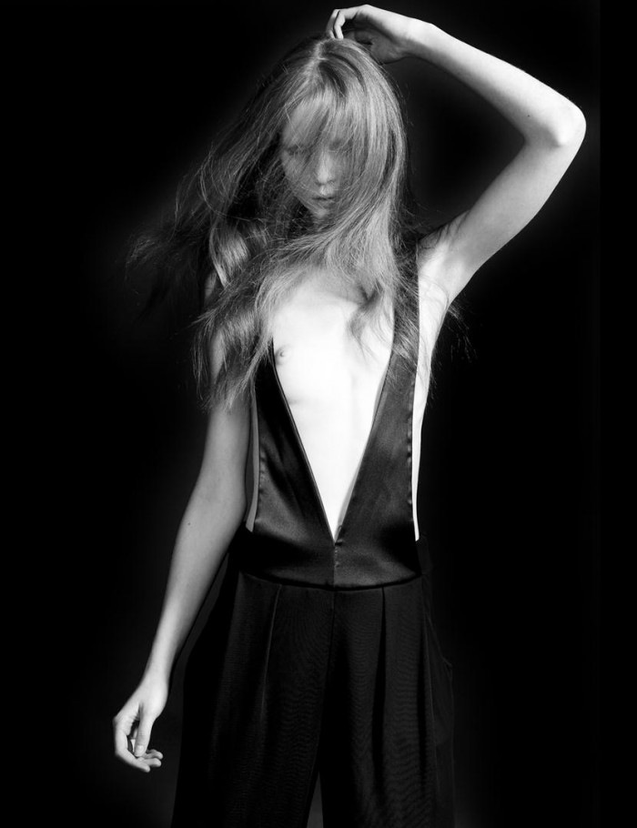 Irma_Weij-by_Klaas_Jan_Kliphuis-I_Love_Fake-11-fashionography.jpeg