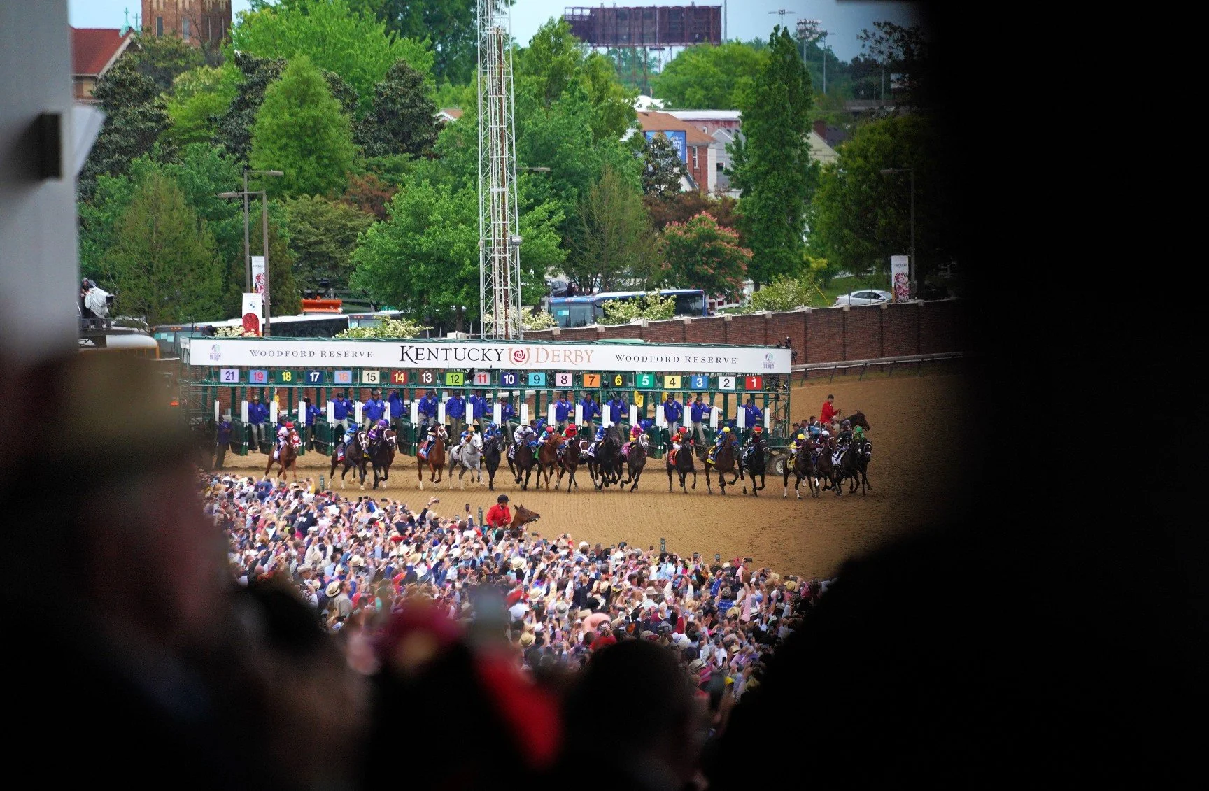 2022 Kentucky Derby  Out of the Gate