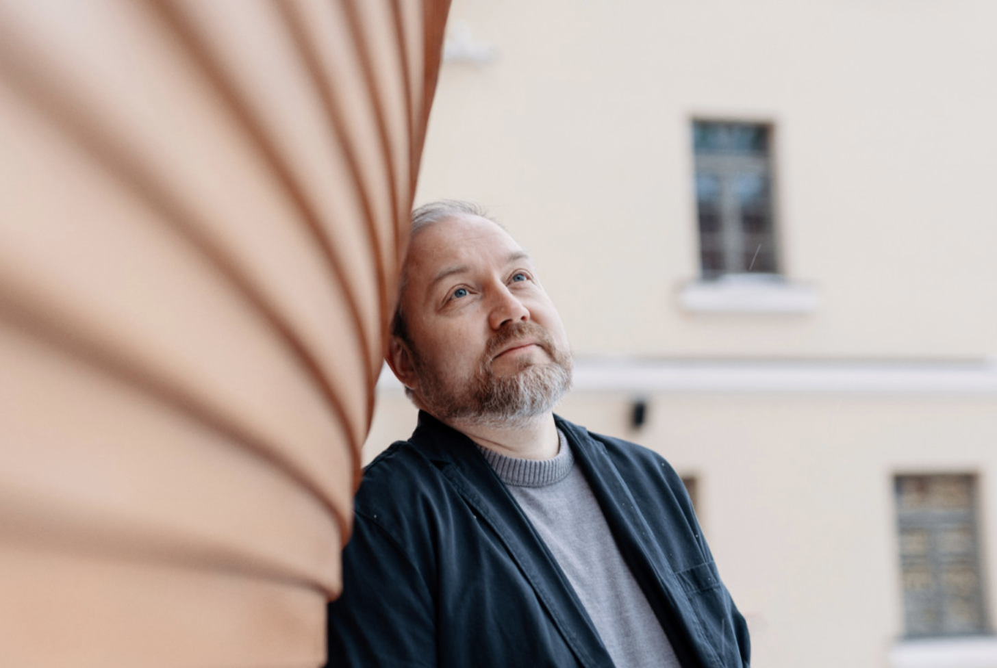 ”Syvimmiltään ihmisen minä paljastuu vasta rukouksessa” – pappi Henri Järvinen &nbsp;opastaa etsimään omaa hengellistä tietä