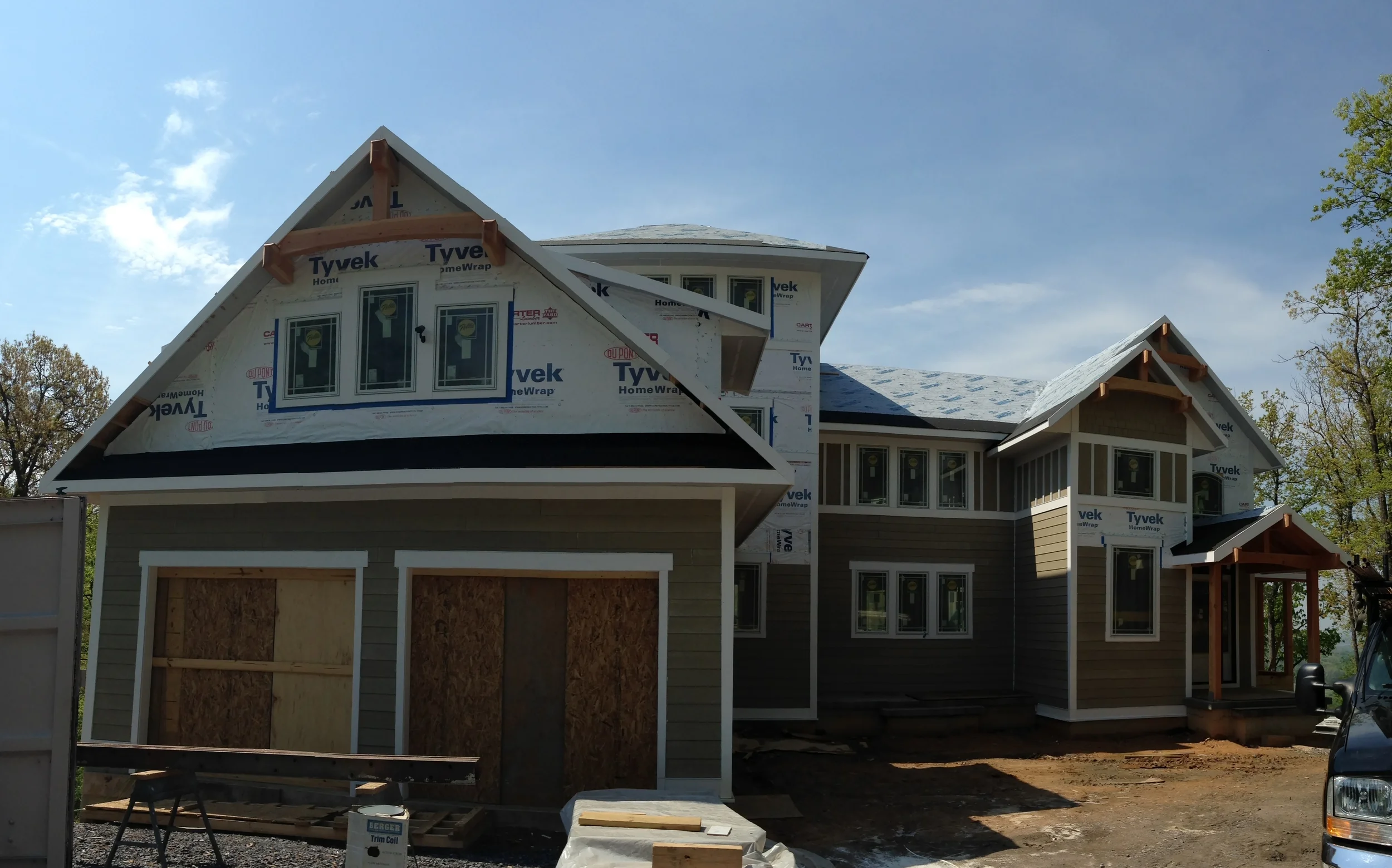  Waiting on the garage doors to make the building lockable. 