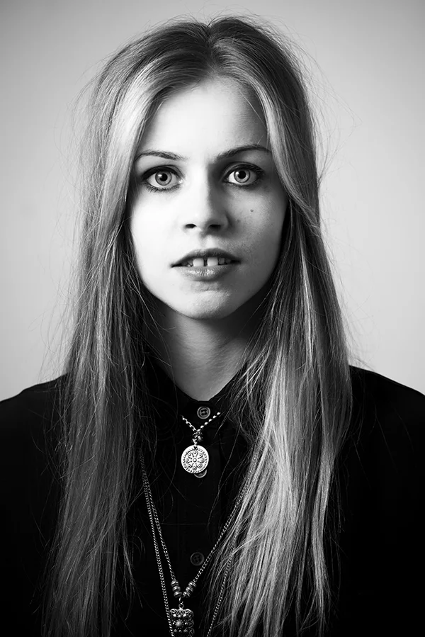 One light, Black & White Headshot Project (part 1)